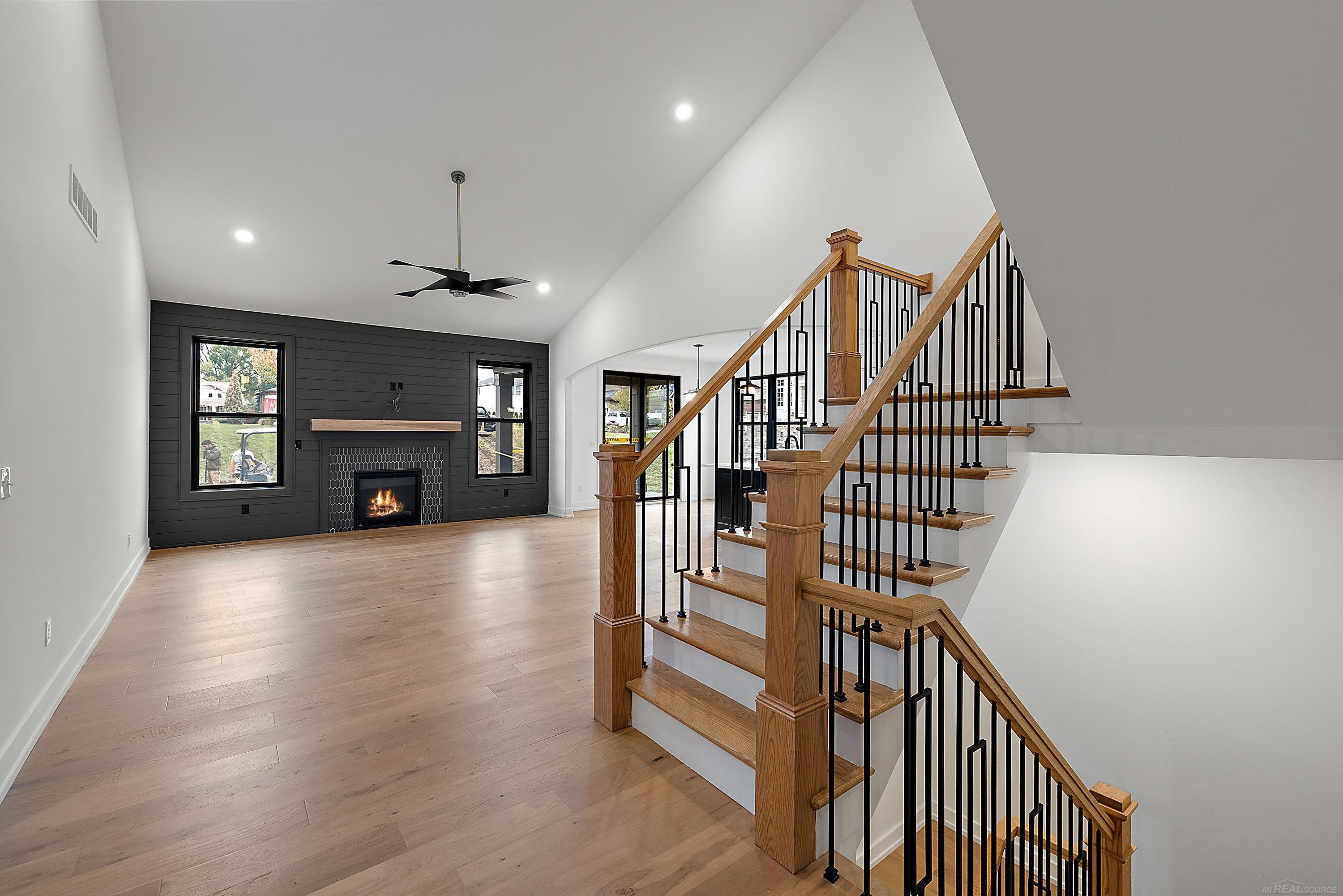 4th image of 42451 Magnolia Dr, Sterling Heights, MI 48314 | MLS# 58050219185