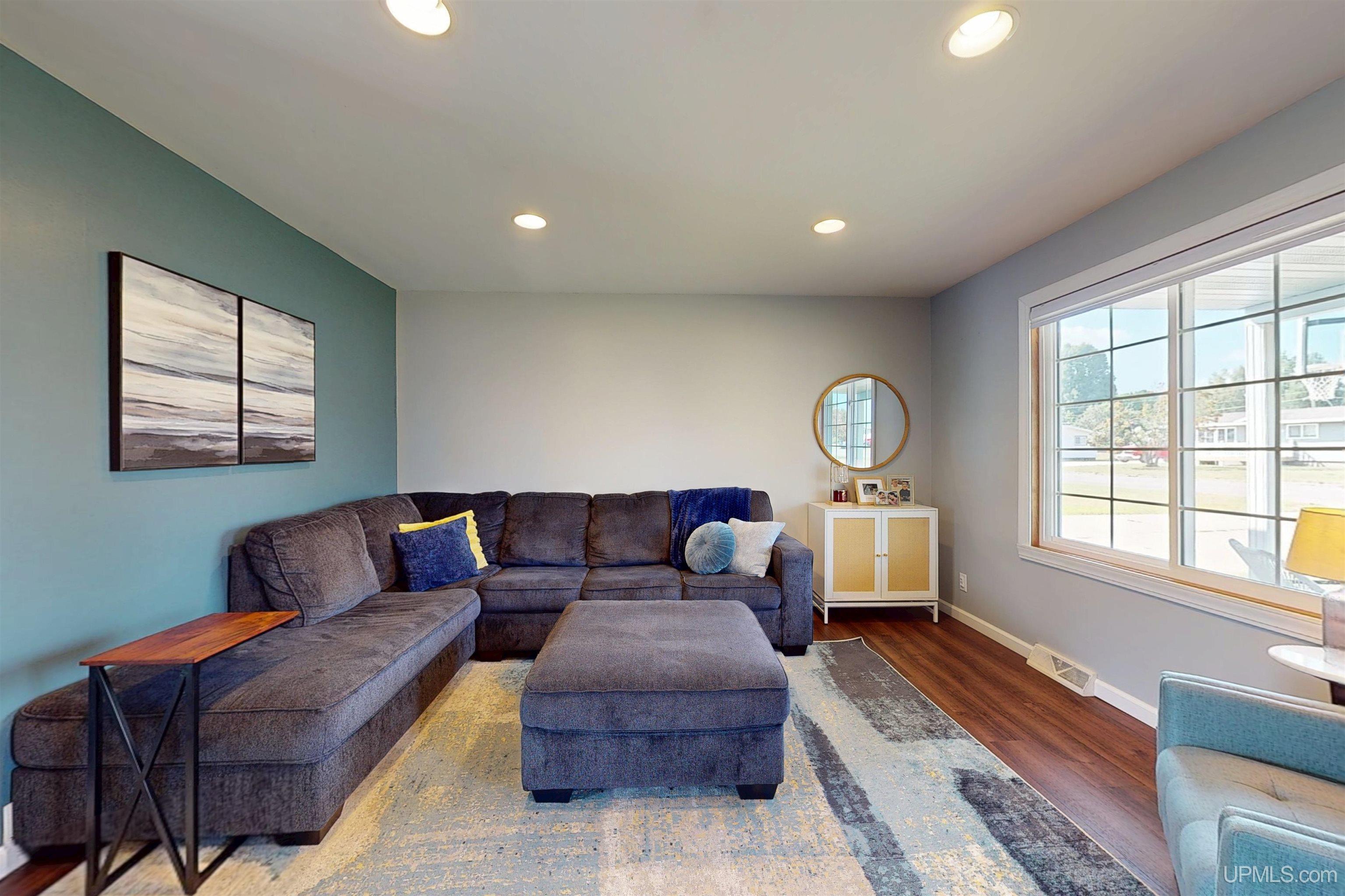 5th image of 1735 Rosewood Ln, Ishpeming, MI 49849 | MLS# 50219186