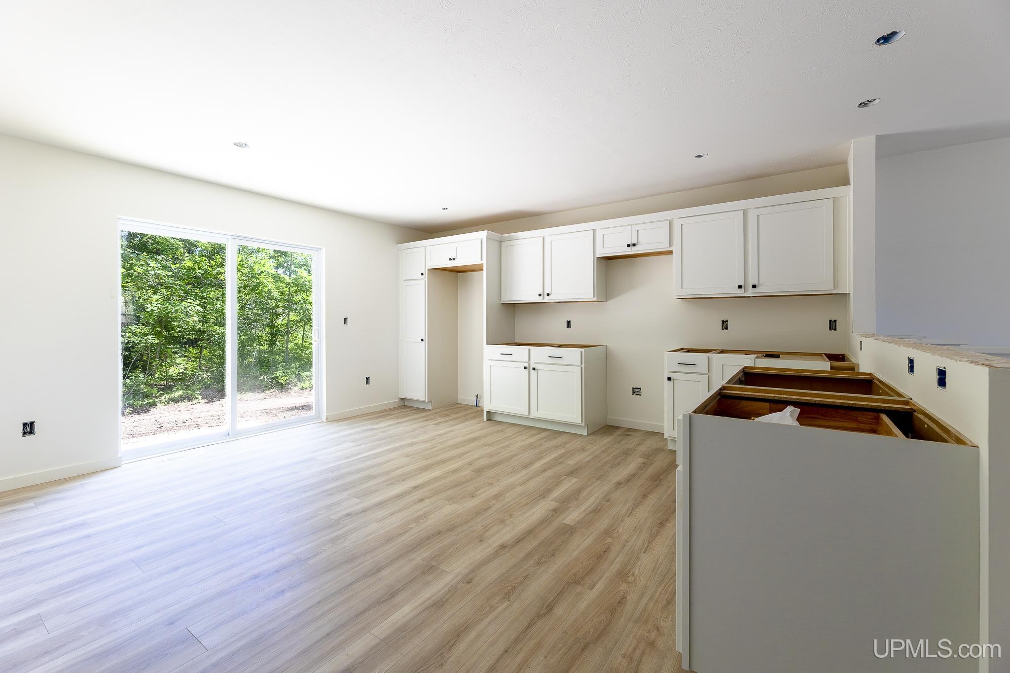 3rd image of 1623 Portage Dr, Hancock, MI 49930 | MLS# 50219201