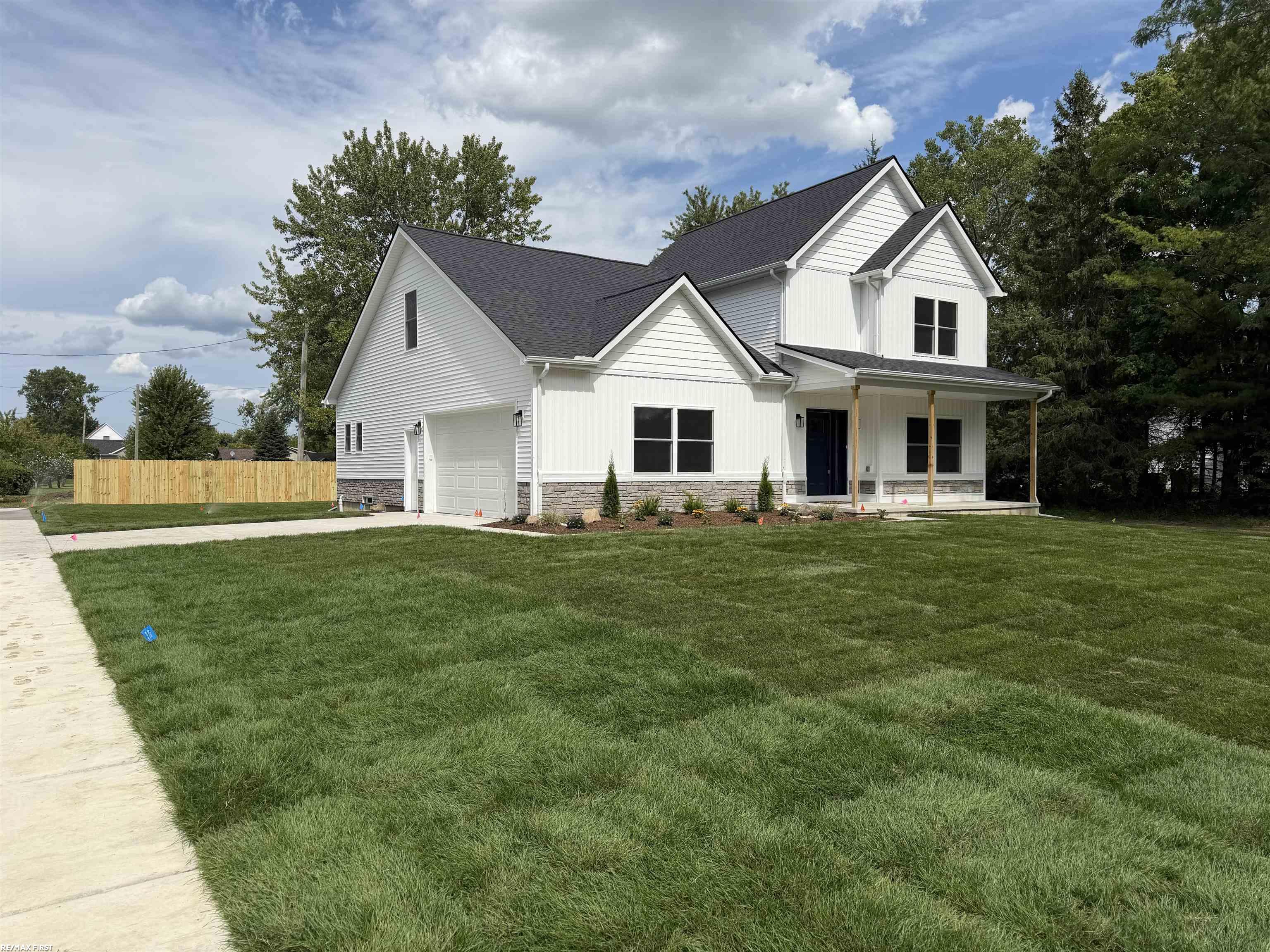 Photo 1 of Single family home for sale at 26827 Alma St, Chesterfield, MI 48051 | MLS# 58050219207 | Listing updated on 2026-09-16