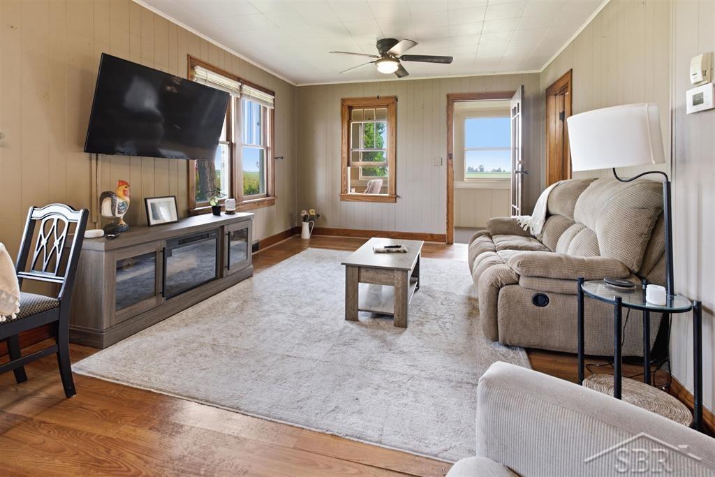 5th image of 4235 E Brooks Rd, Freeland, MI 48623 | MLS# 50219214