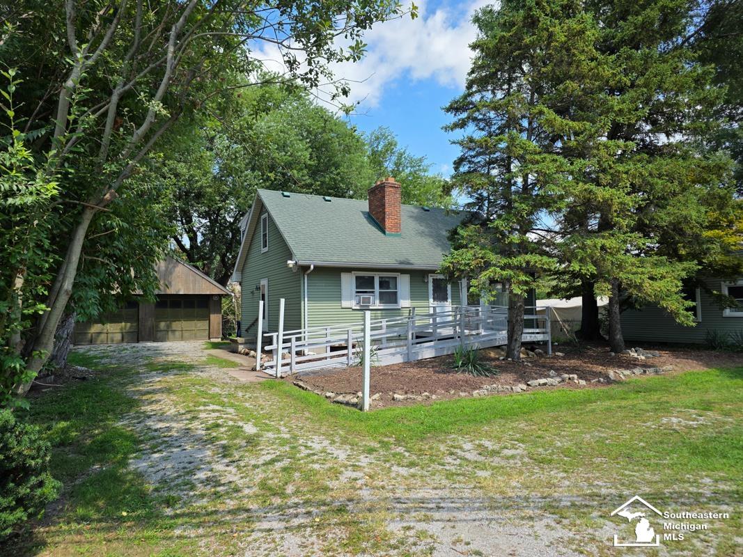 2nd image of 1592 Stewart Rd, Monroe, MI 48162 | MLS# 50219224