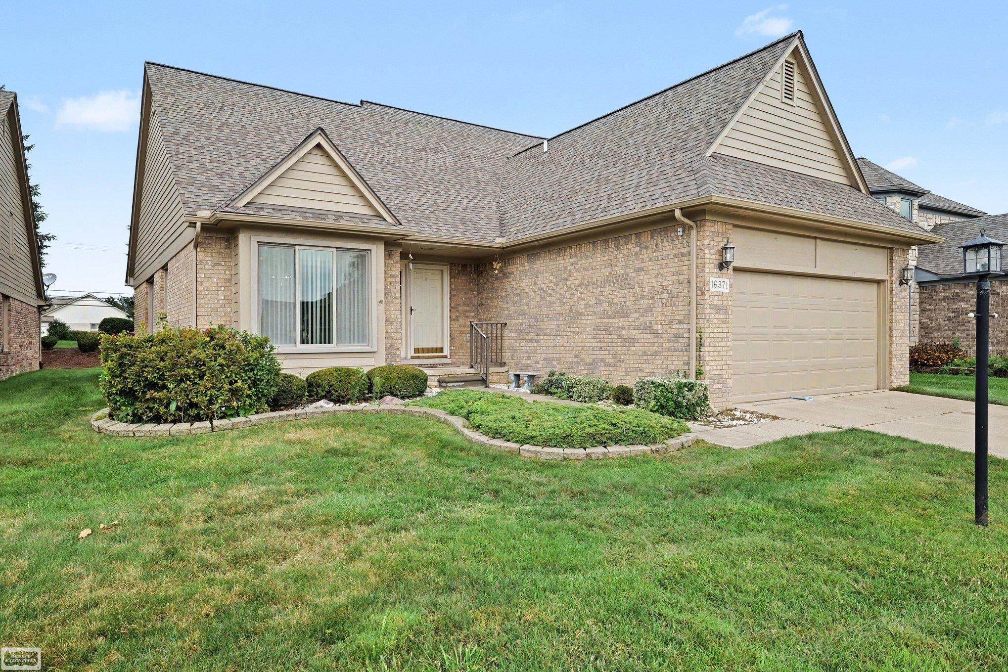 Photo 3 of Condo for sale at 16371 Paint Crk Cir, Macomb, MI 48042 | MLS# 58050219232 | Listing updated on 2026-09-16