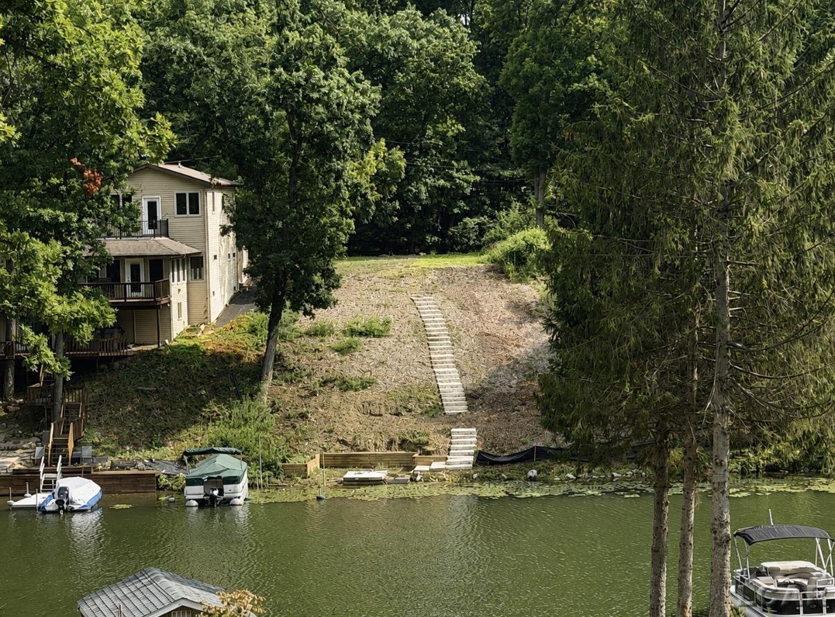 1st image of 11791 Killarny Cir, Jerome, MI 49249 | MLS# 56050219261