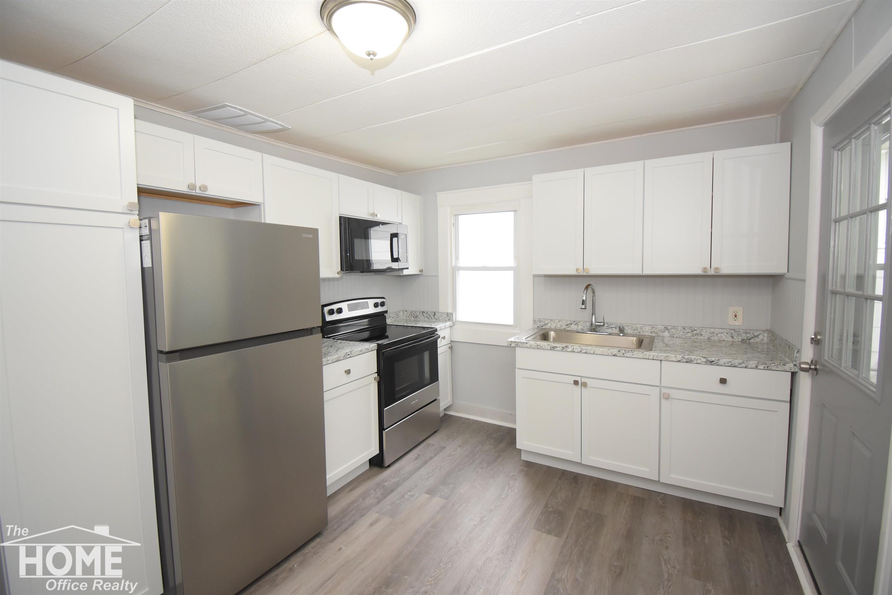 4th image of 834 Broadway Ave, Owosso, MI 48867 | MLS# 5050219284