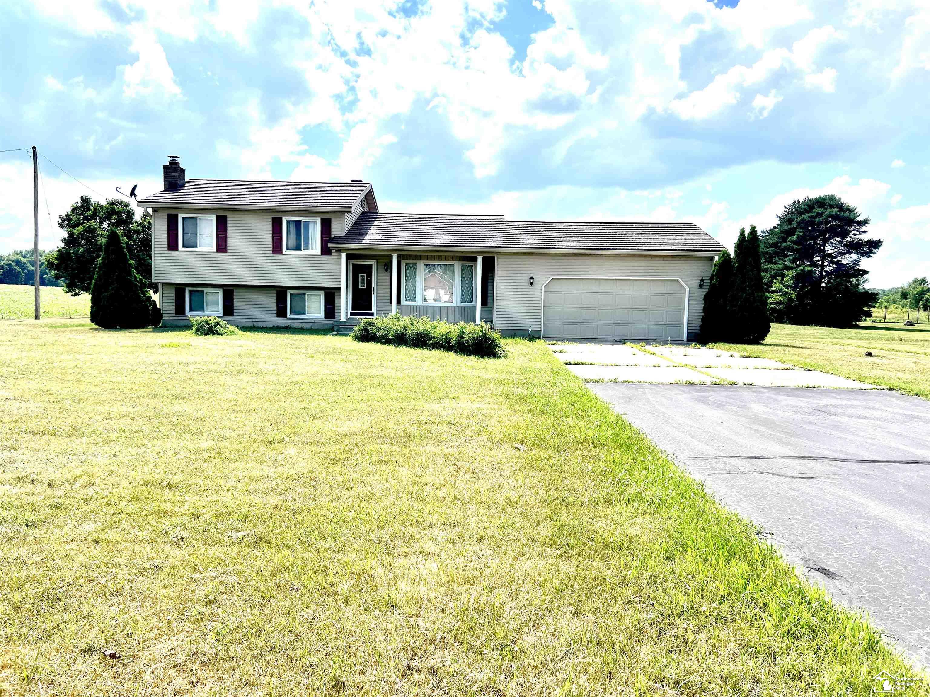 Photo 2 of Single family home for sale at 1434 S Vernon Rd, Corunna, MI 48817 | MLS# 57050219285 | Listing updated on 2026-10-05