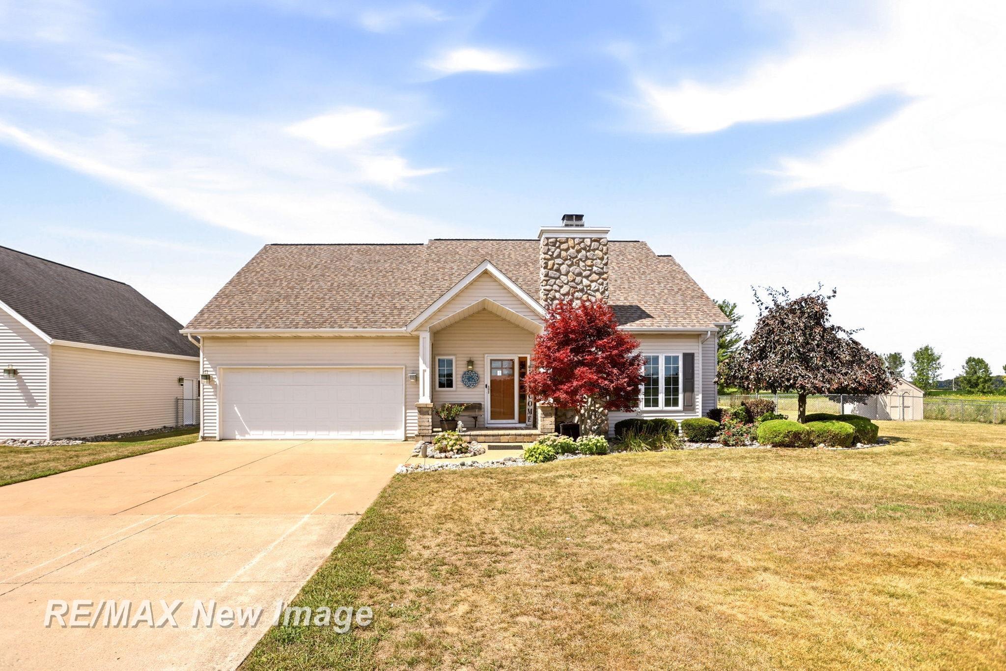 2nd image of 4881 N Gleaner Rd, Freeland, MI 48623 | MLS# 61050219302