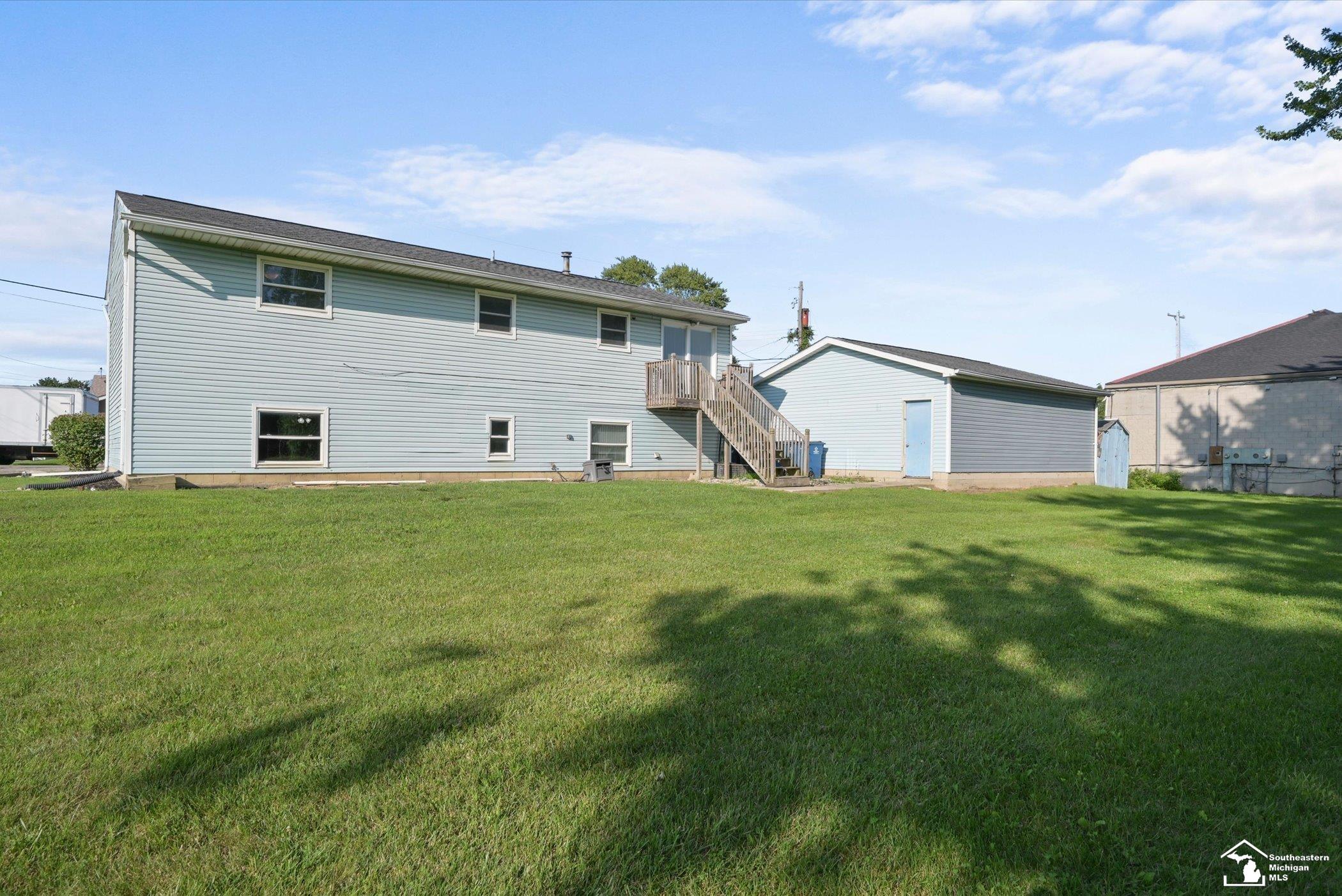 32nd image of 5405 Plum Creek Dr, Monroe Charter Township Monroe, MI 48161 | MLS# 57050219345
