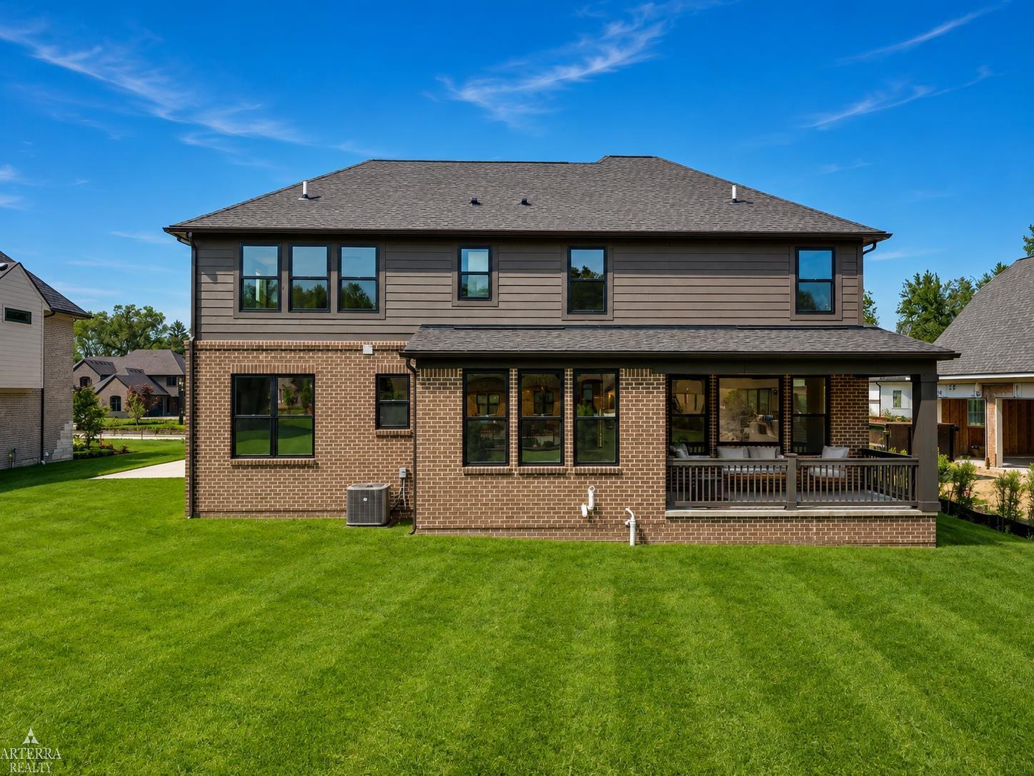 3rd image of 11961 Encore Ct, Shelby Twp, MI 48315 | MLS# 50219374