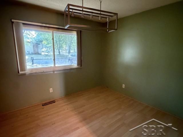 5th image of 5409 Tyler St, Midland, MI 48642 | MLS# 50219406