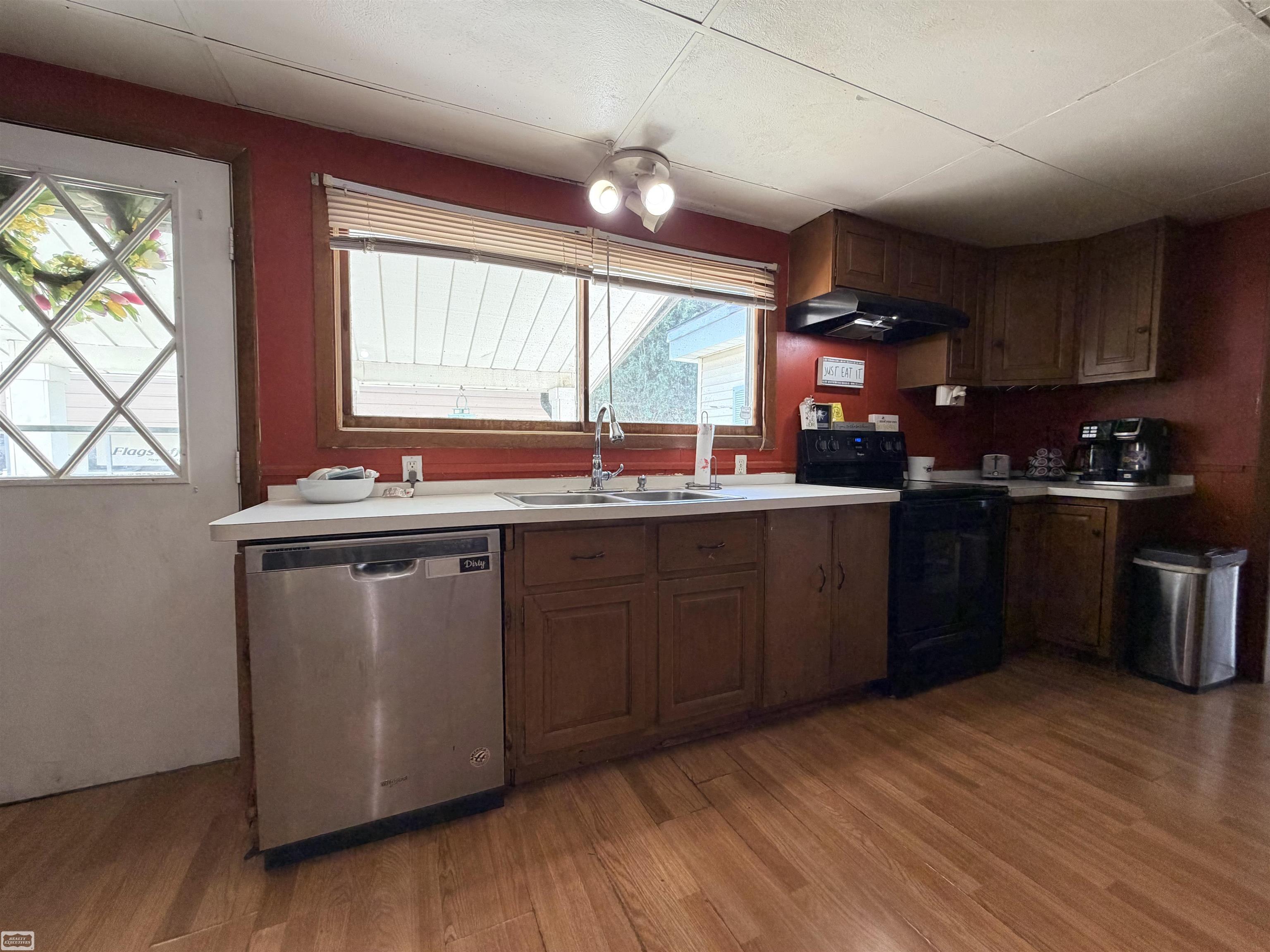 4th image of 818 S 4Th St, Marine City, MI 48039 | MLS# 50219422