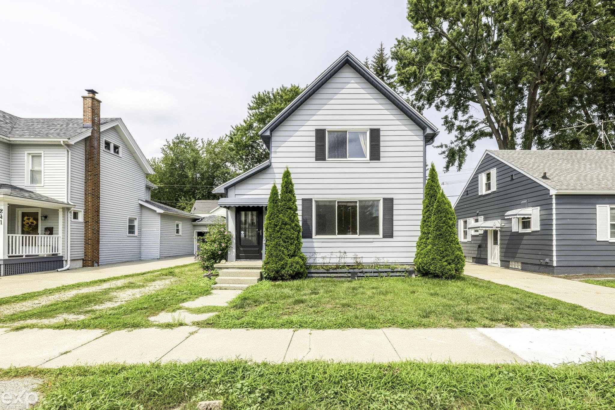 1st image of 249 N Main St, Marine City, MI 48039 | MLS# 50219427