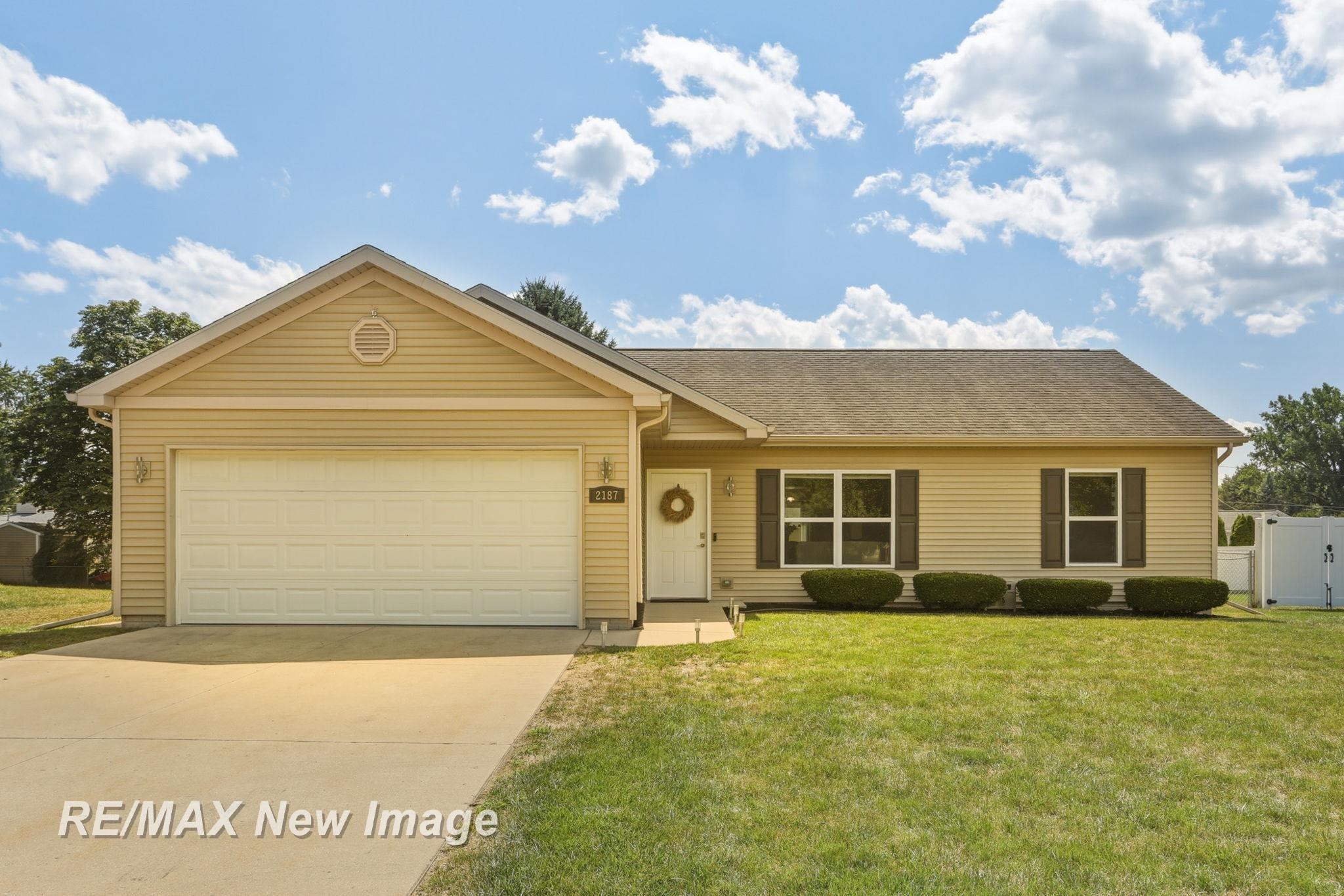 Photo 1 of Single family home for sale at 2187 Moonglow Ct, Saginaw, MI 48603 | MLS# 50219432 | Listing updated on 2026-10-05