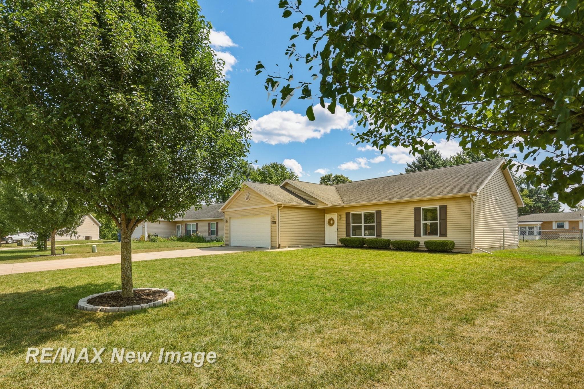 Photo 3 of Single family home for sale at 2187 Moonglow Ct, Saginaw, MI 48603 | MLS# 50219432 | Listing updated on 2026-10-05