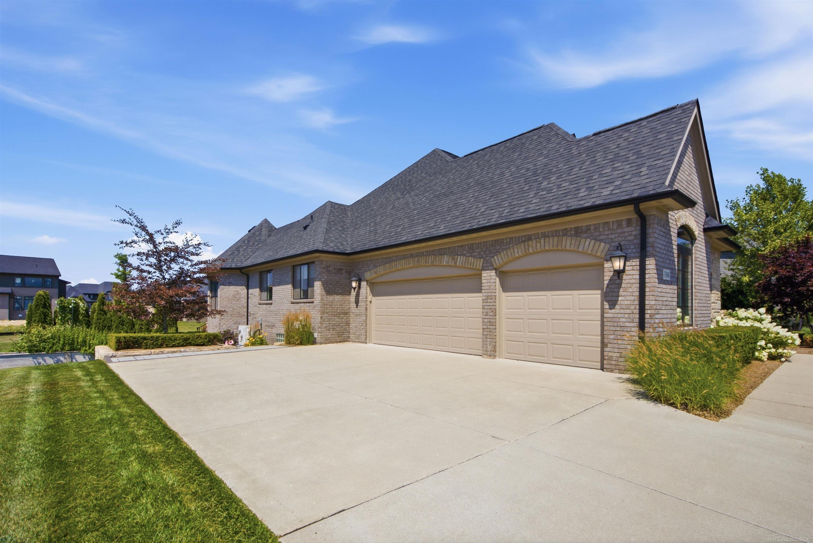 5th image of 3308 Grantham Ct, Oakland, MI 48363 | MLS# 50219449