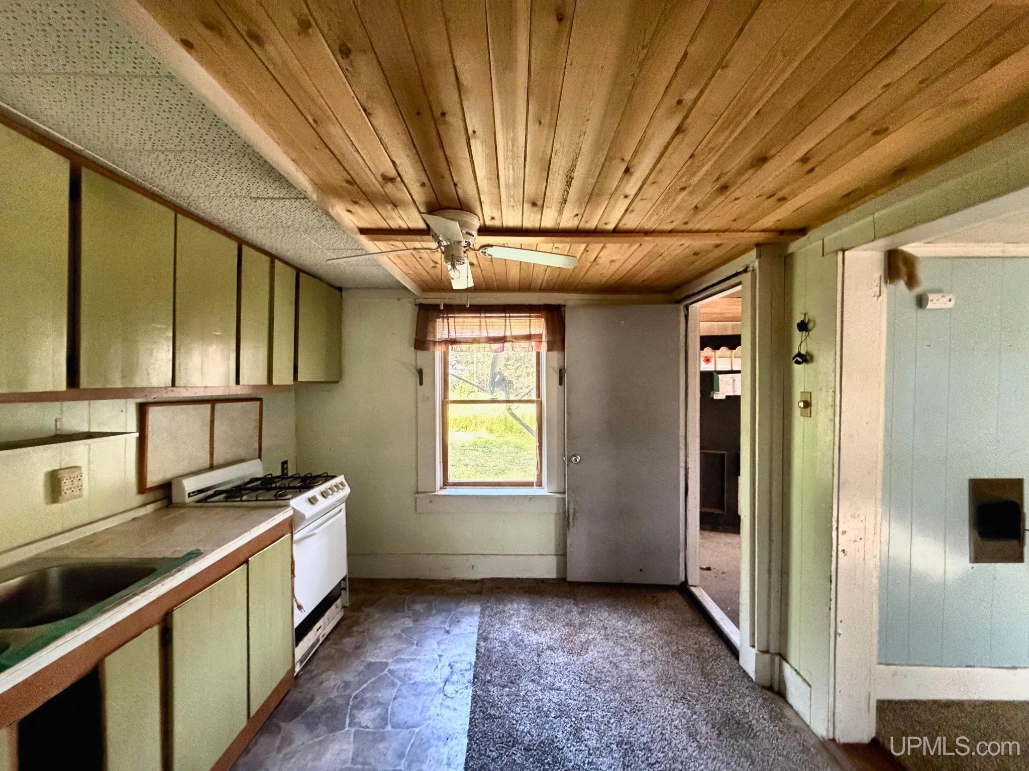 4th image of 8786 5Th St, Lake Linden, MI 49945 | MLS# 50219464