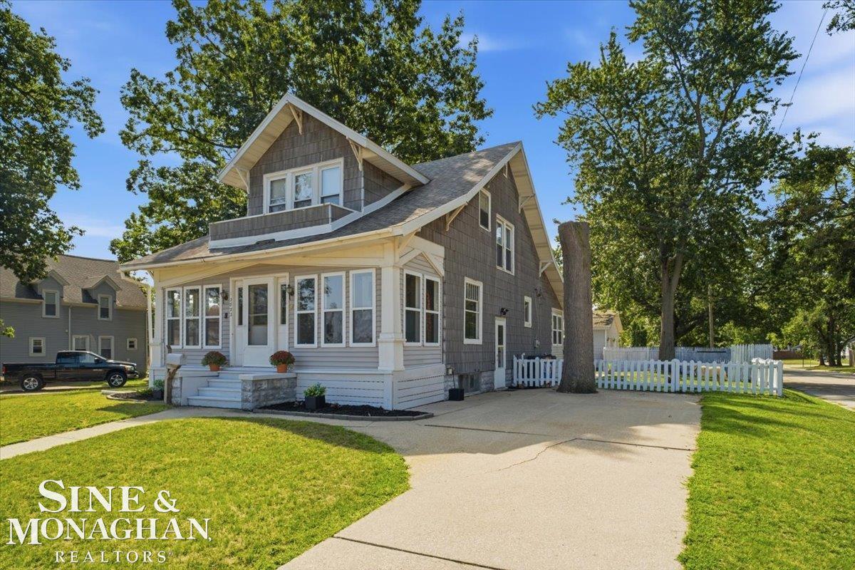 3rd image of 2822 S Boulevard Boulevard, Port Huron, MI 48060 | MLS# 50219467