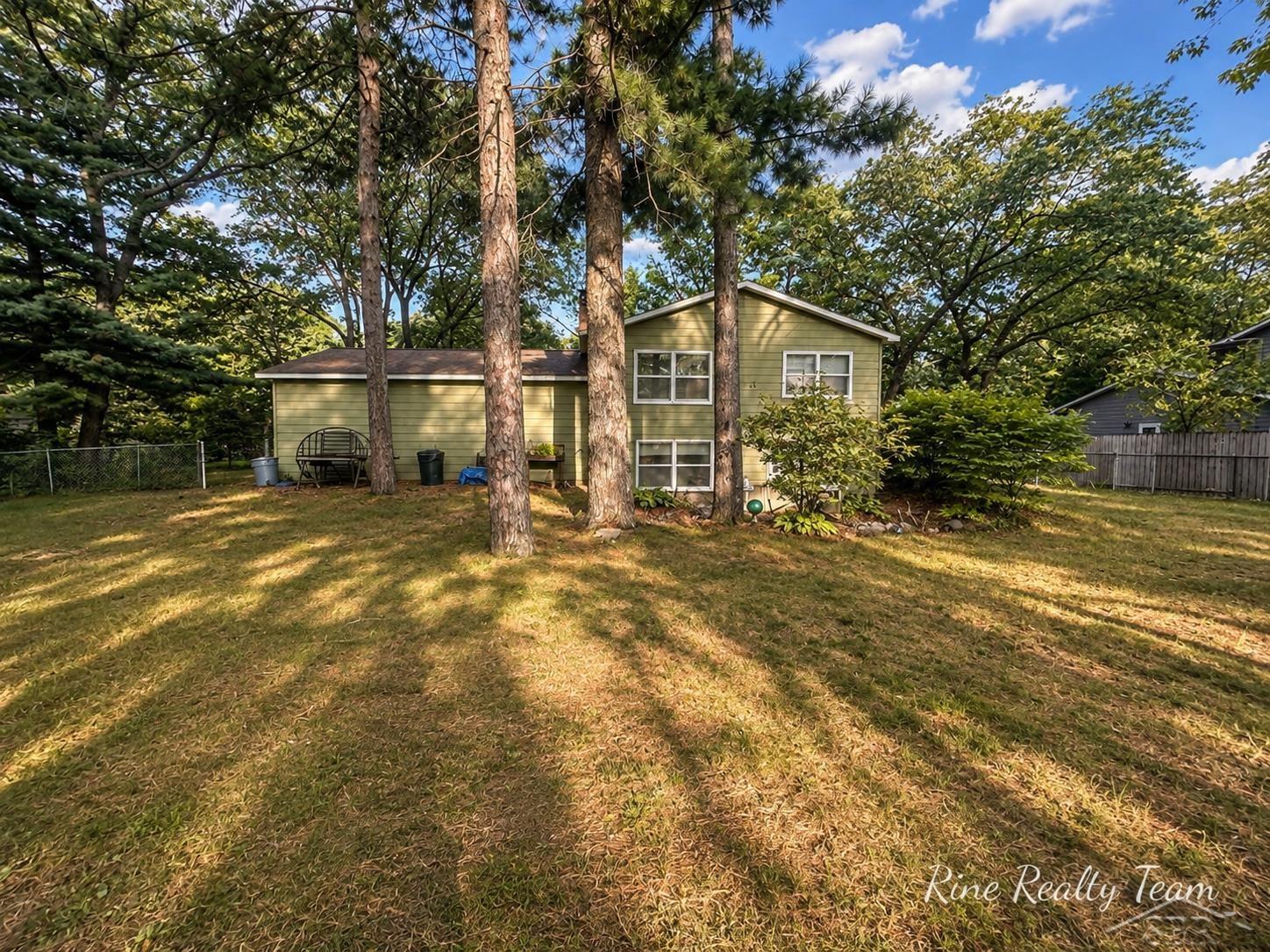 5th image of 6123 Stagecoach Trl, Oscoda, MI 48750 | MLS# 50219496
