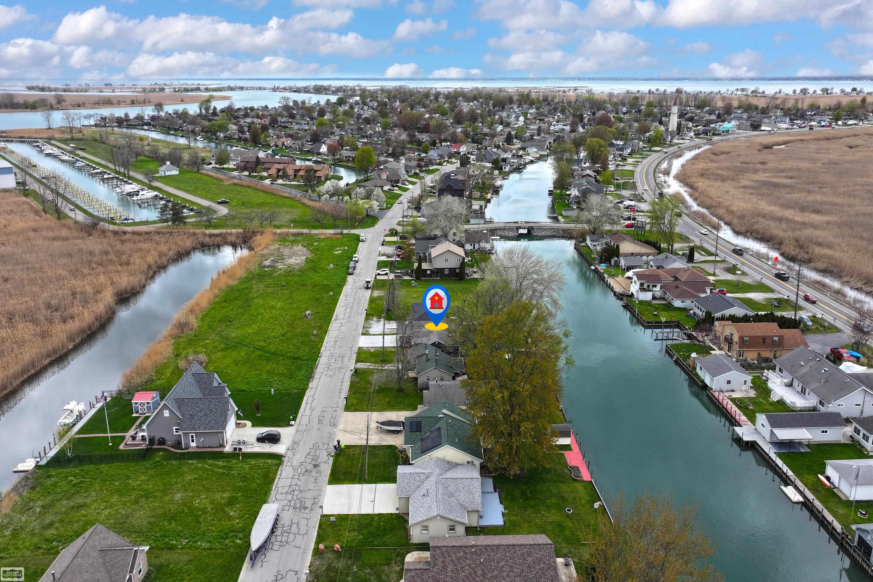 4th image of 6334 Marina Dr, Algonac, MI 48001 | MLS# 50219580
