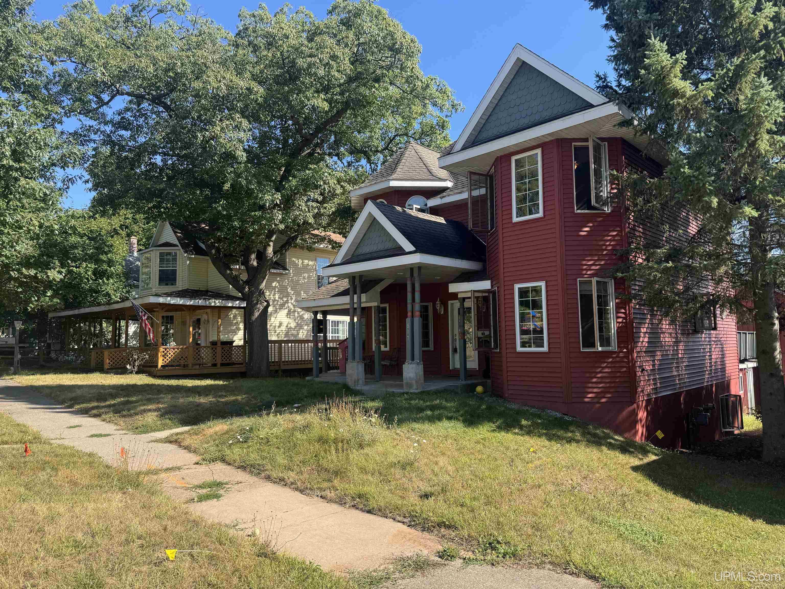 1st image of 817 E B St, Iron Mountain, MI 49801 | MLS# 50219653