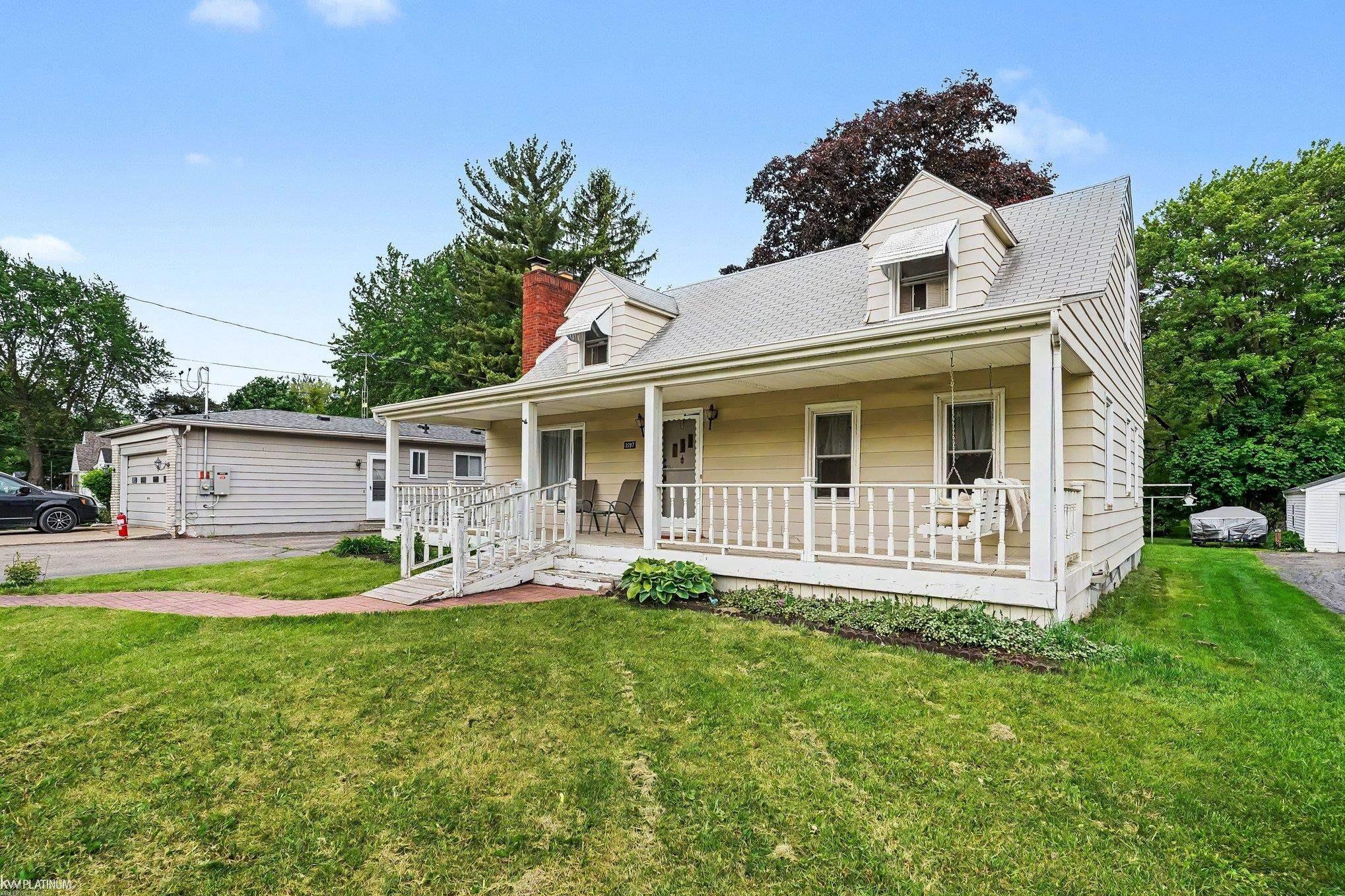 3rd image of 2297 Covert Rd, Burton, MI 48509 | MLS# 50219727