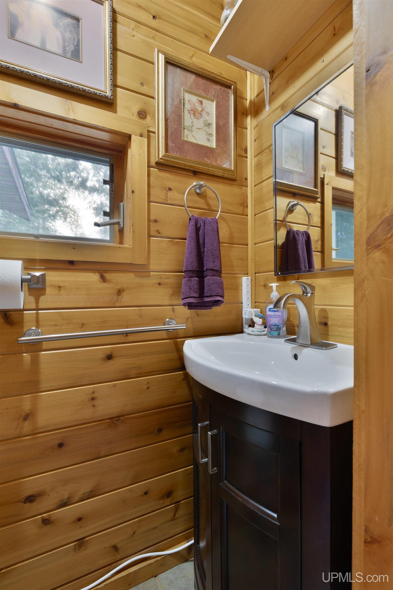 5th image of 1639 Bob'S Creek Truck Trl, Gwinn, MI 49841 | MLS# 50219731