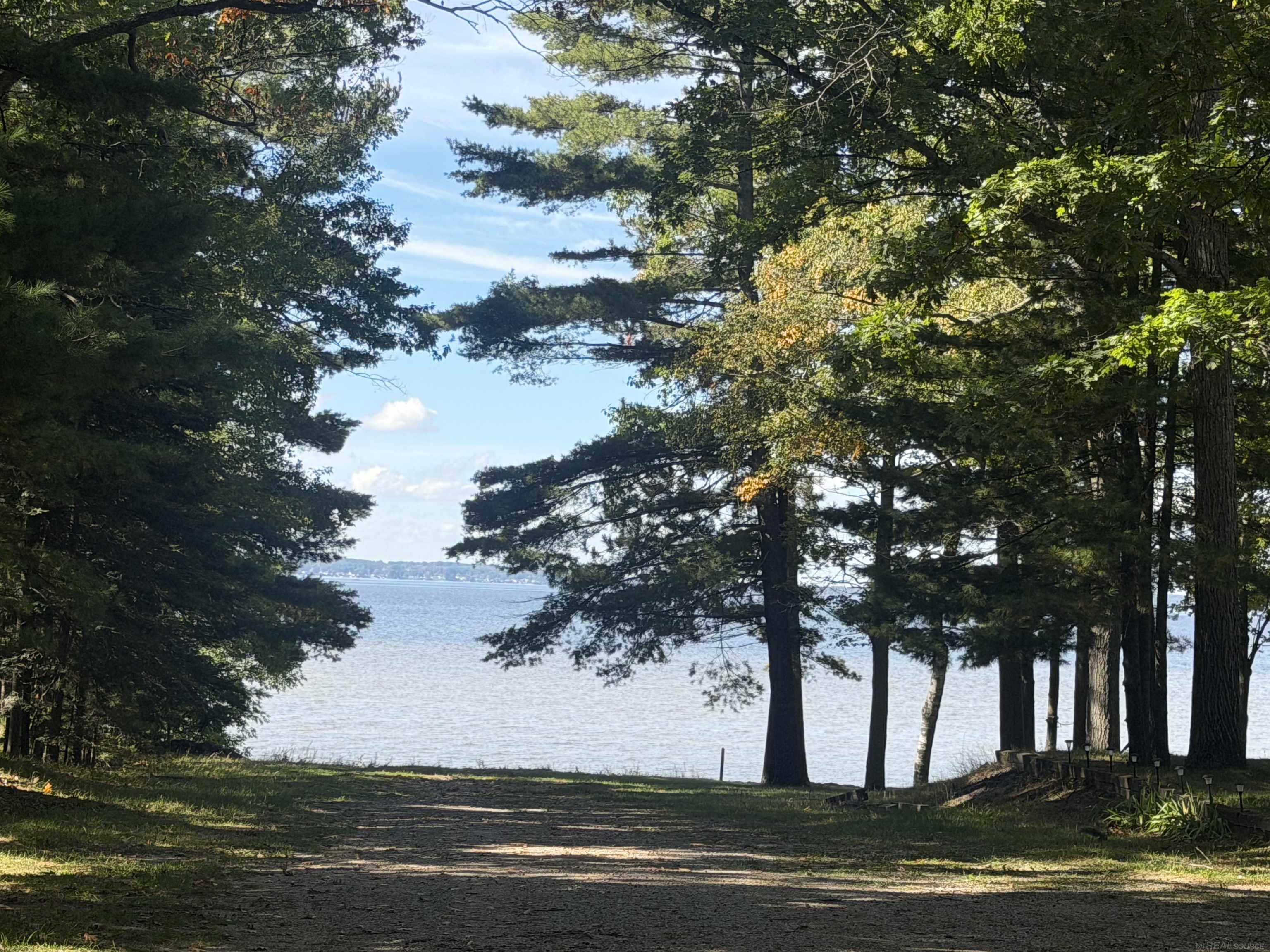 Photo 2 of Single family home for sale at 632 Old Trail Dr, Houghton Lake, MI 48629 | MLS# 50219745 | Listing updated on 2026-09-29