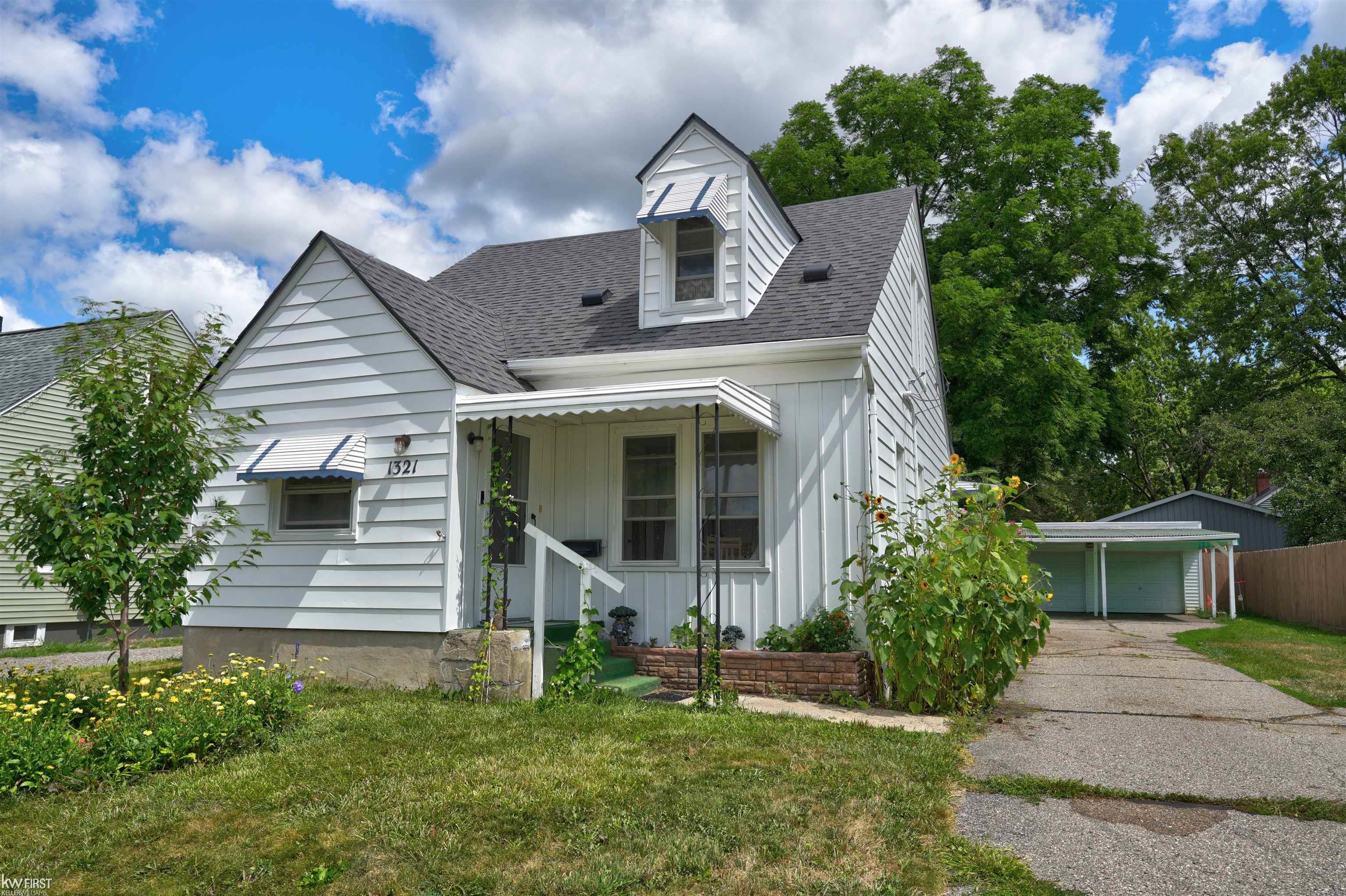 2nd image of 1321 Audrey St, Burton, MI 48509 | MLS# 50219747