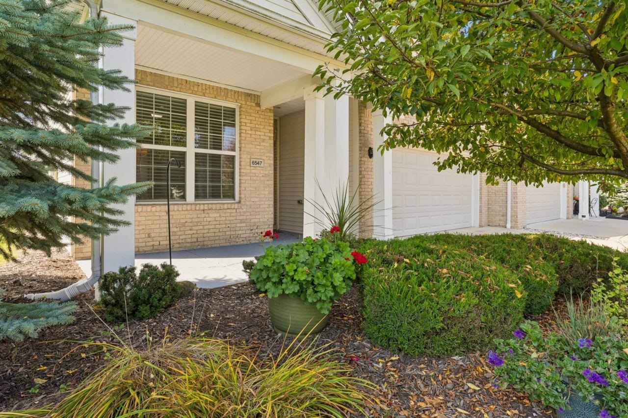 Photo 2 of Condo for sale at 6547 Prairie Dunes Dr, Grand Blanc, MI 48439 | MLS# 50219772 | Listing updated on 2026-10-07