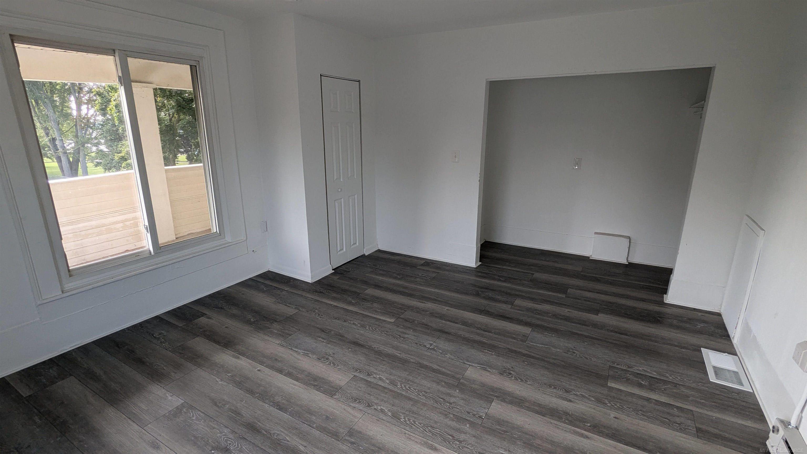15th image of 1523 Saint Clair River Dr, Algonac, MI 48001 | MLS# 50219776