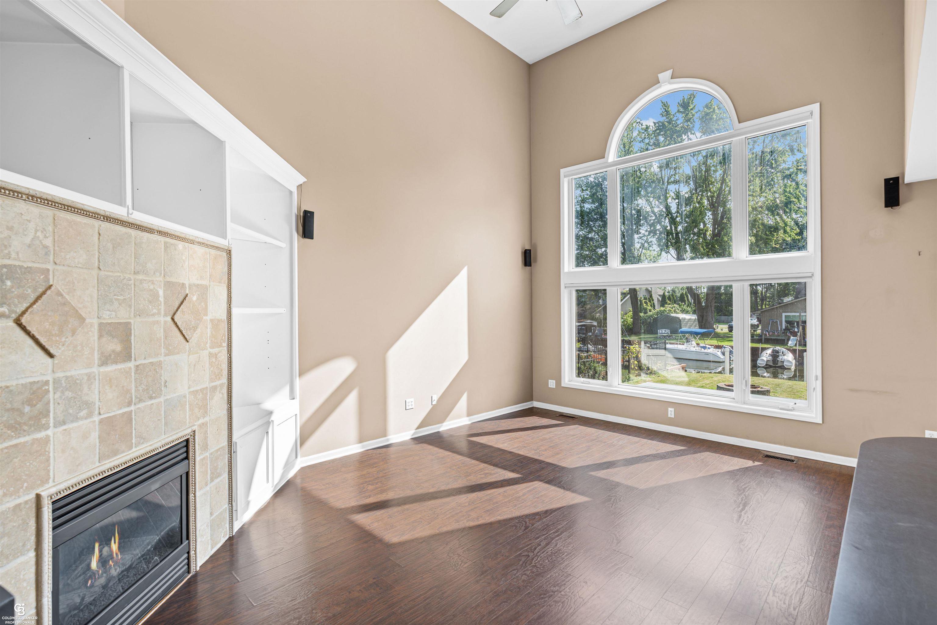 4th image of 37909 Sunnybrook St, Harrison Twp, MI 48045 | MLS# 50219788
