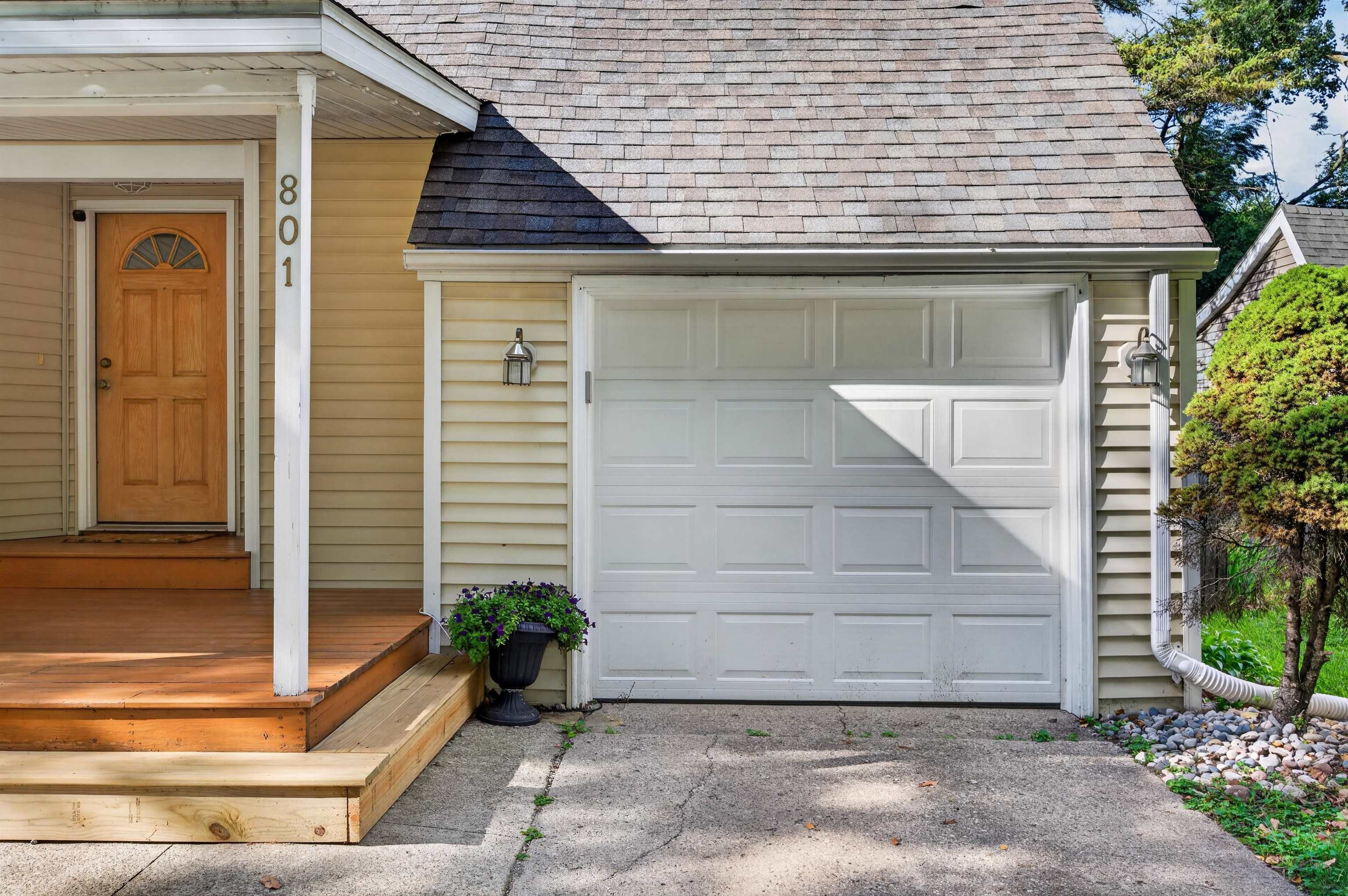 3rd image of 801 Wyllys St, Midland, MI 48642 | MLS# 50219811