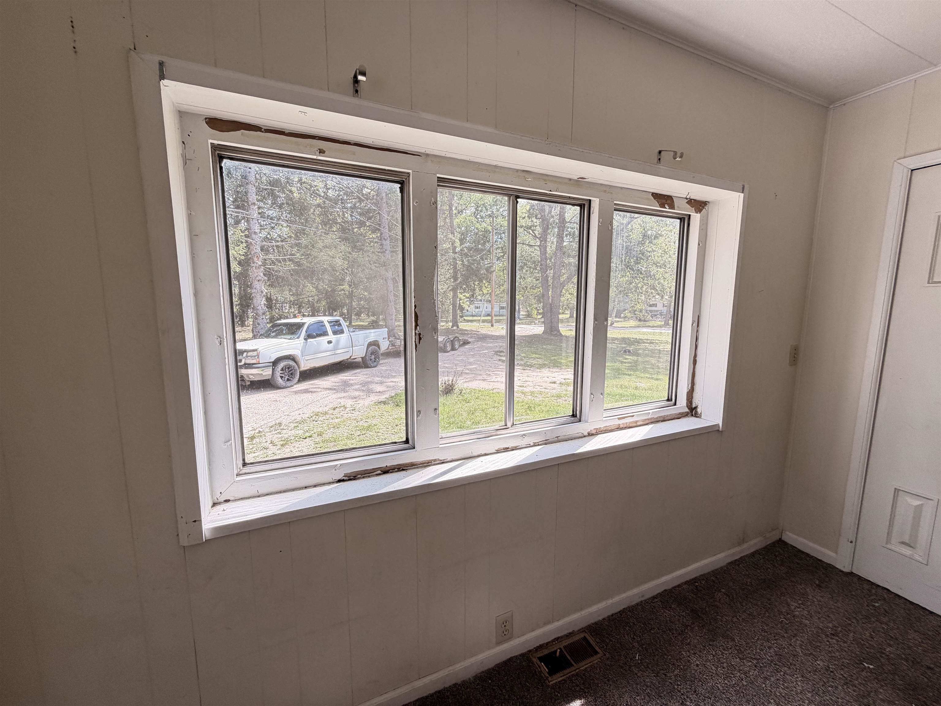 4th image of 2303 W Edgewood St, Farwell, MI 48622 | MLS# 50219812