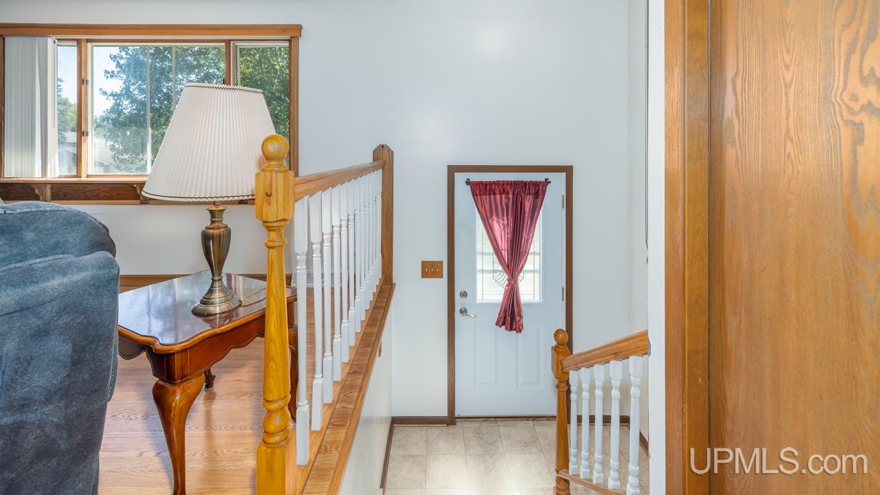 2nd image of 812 Houghteling St, Iron Mountain, MI 49801 | MLS# 50219834