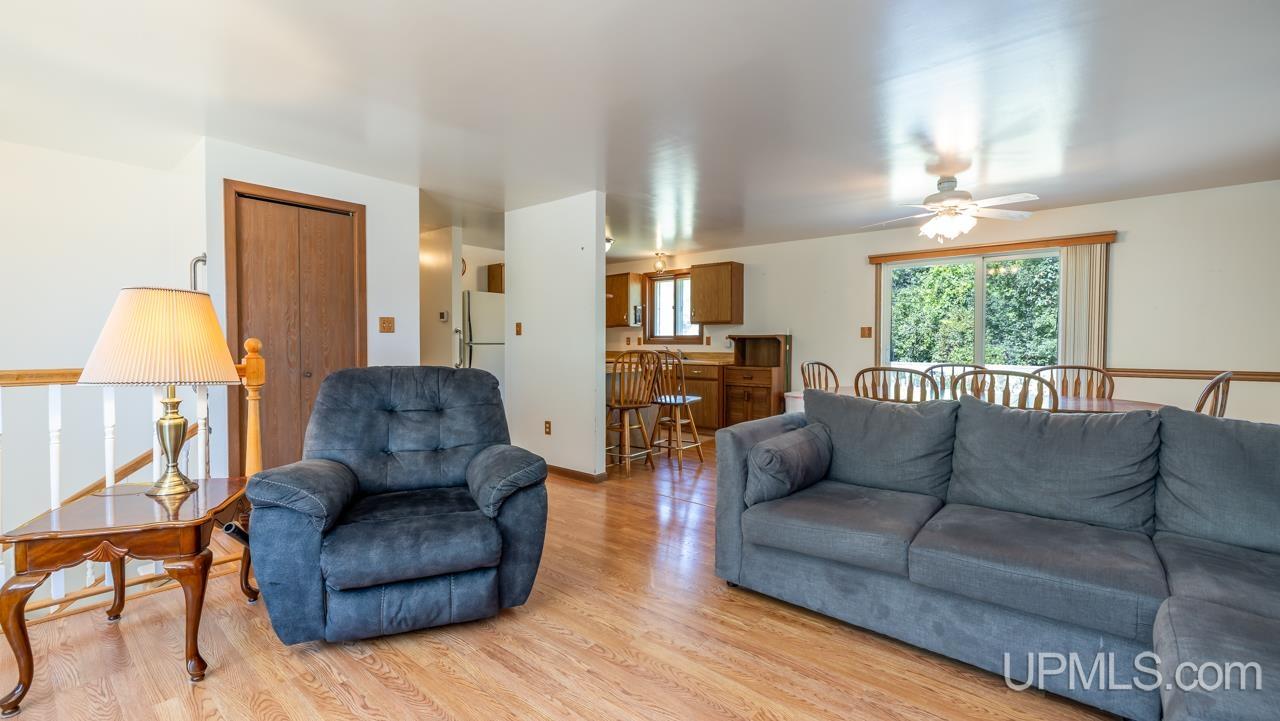 5th image of 812 Houghteling St, Iron Mountain, MI 49801 | MLS# 50219834