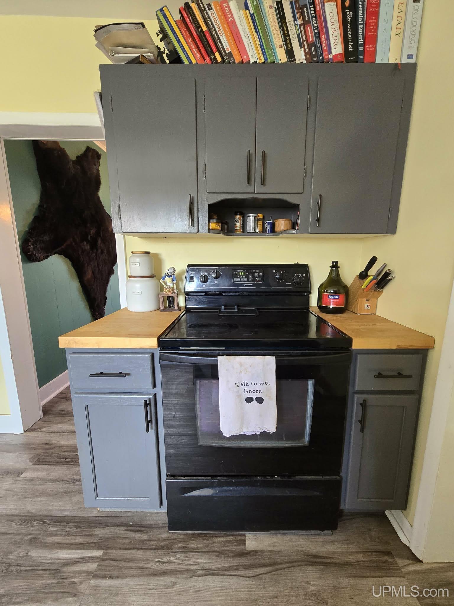 4th image of 329 Cedar St, Ishpeming, MI 49849 | MLS# 50219841