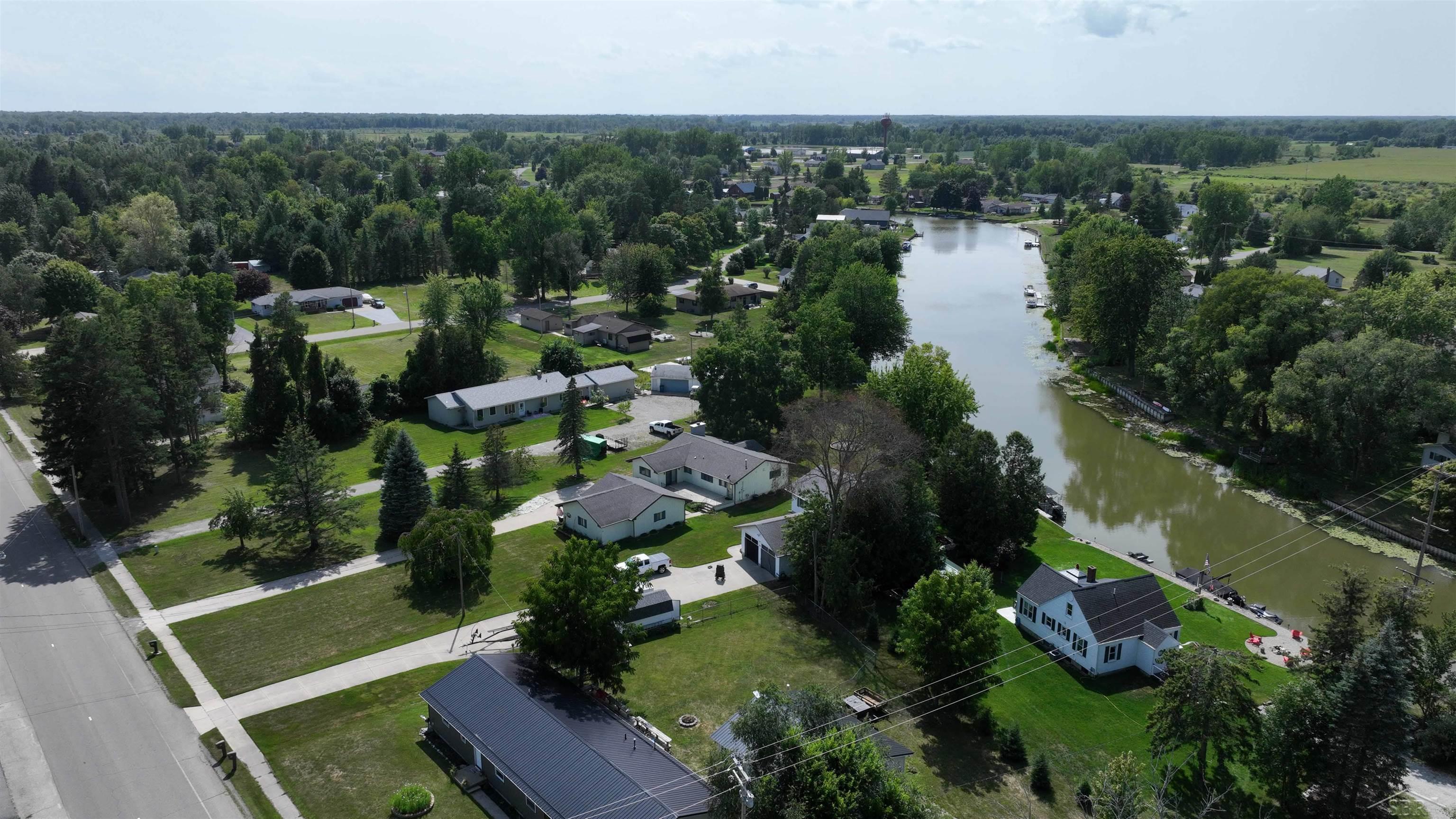 3rd image of 514 S Main St, Au Gres, MI 48703 | MLS# 50219854
