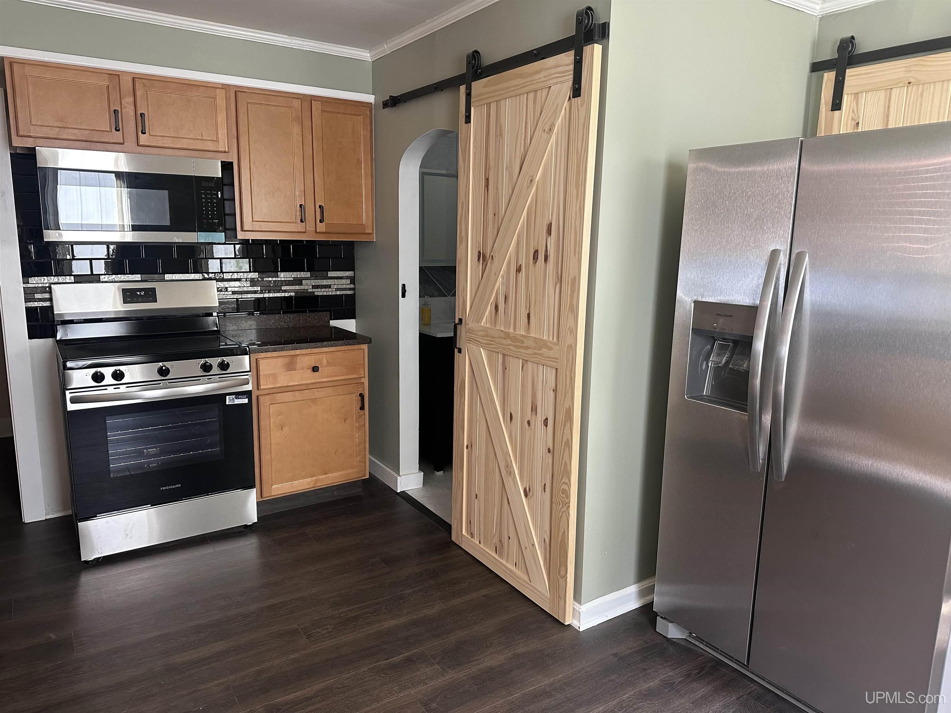 5th image of 1017 River Ave, Iron Mountain, MI 49801 | MLS# 50219857