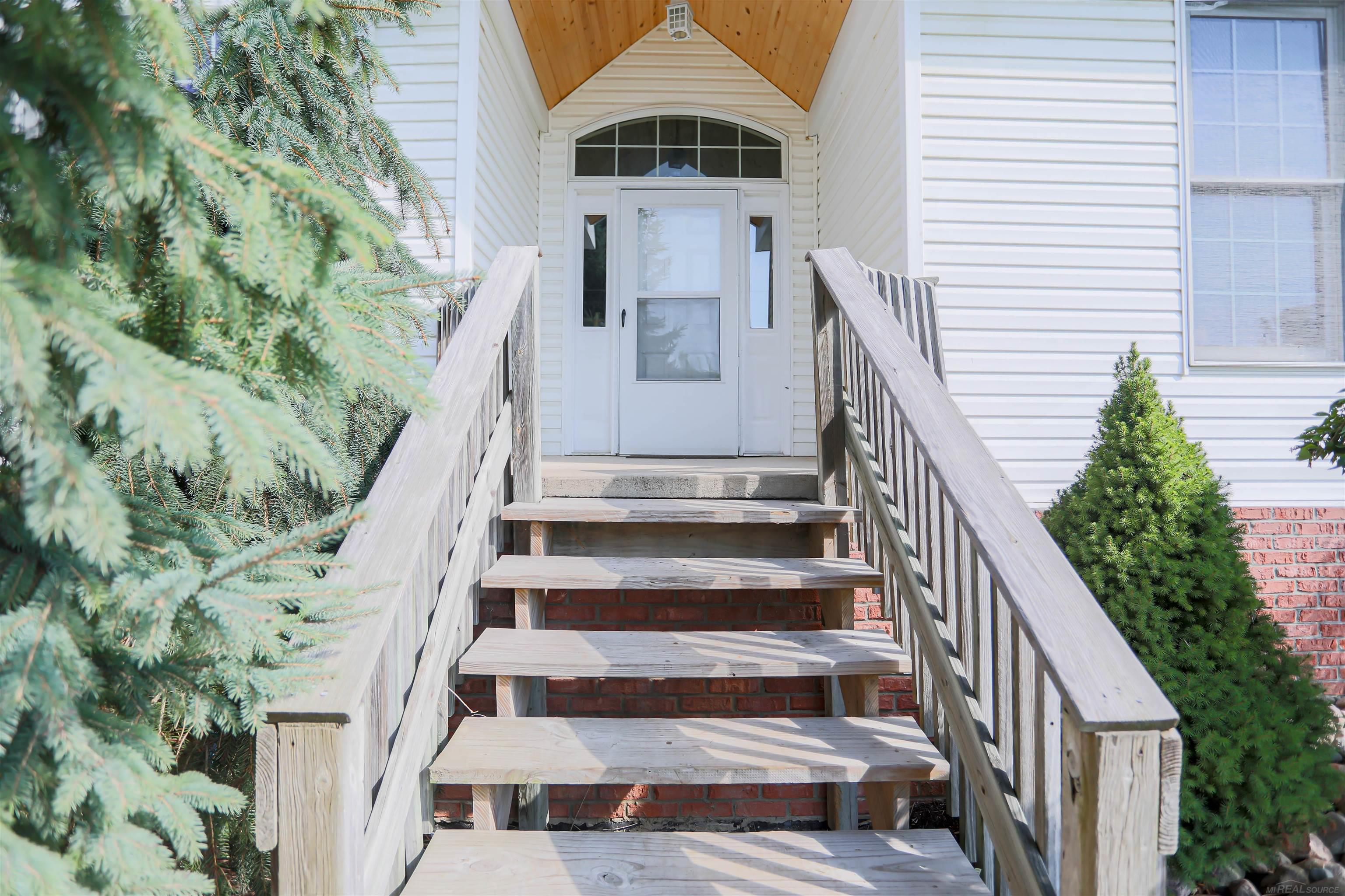 2nd image of 18475 Pratt Rd, Armada Twp, MI 48005 | MLS# 50219866
