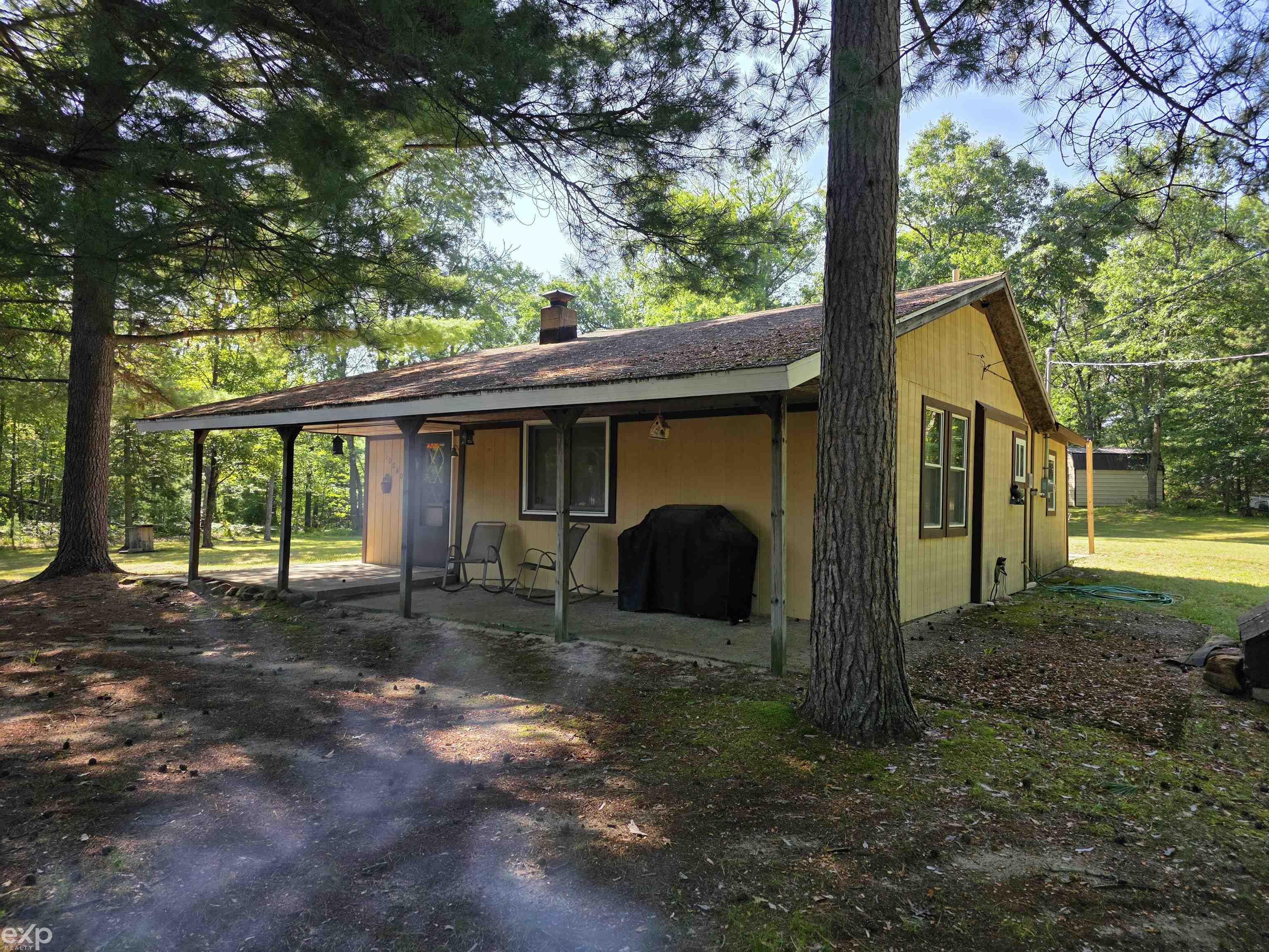 3rd image of 10080 Estwood Dr, Unknown Out Of State, MI 48656 | MLS# 58050219888