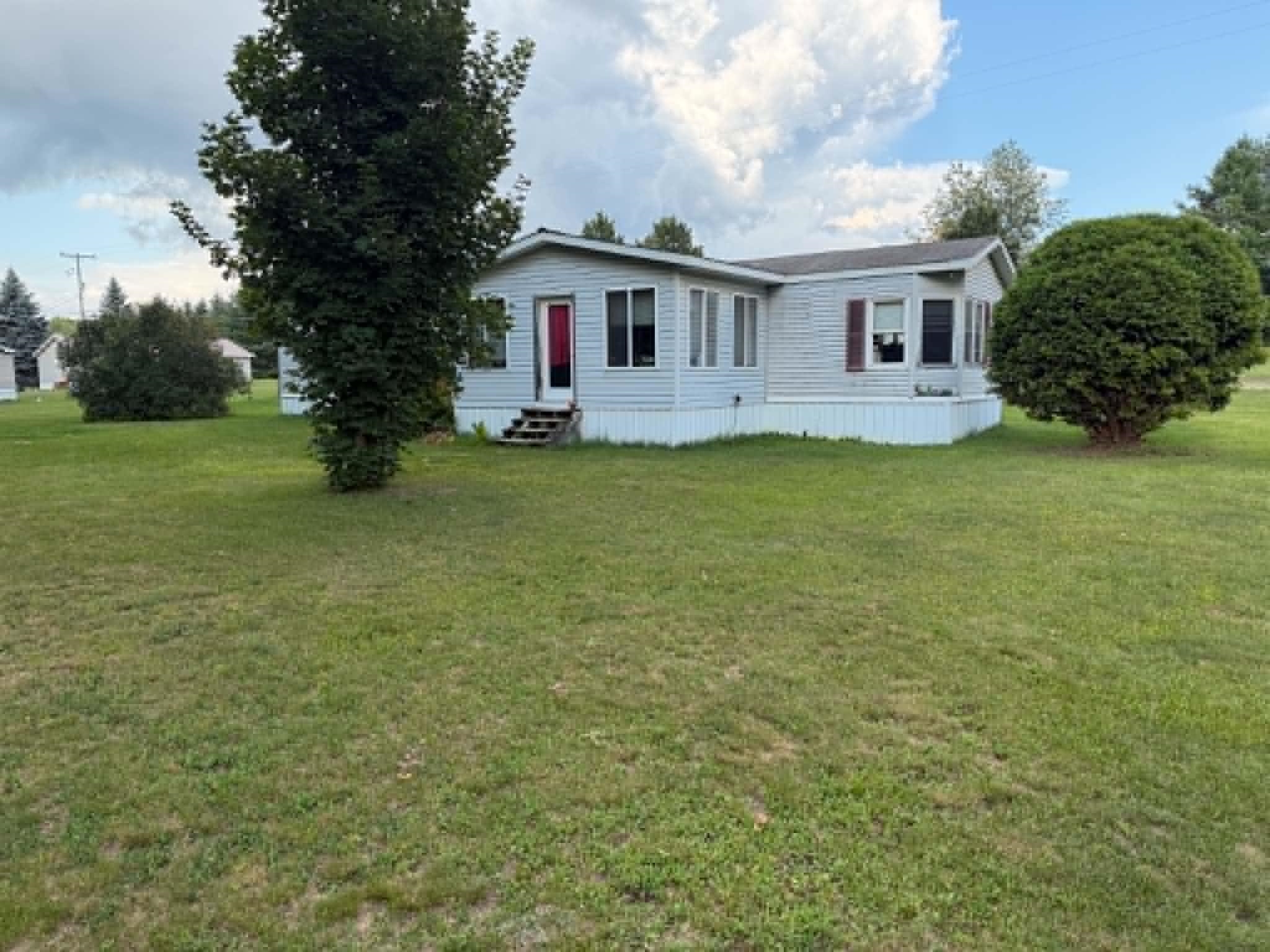 4th image of 4001 E Long Lake Rd, Harrison, MI 48625 | MLS# 50219919