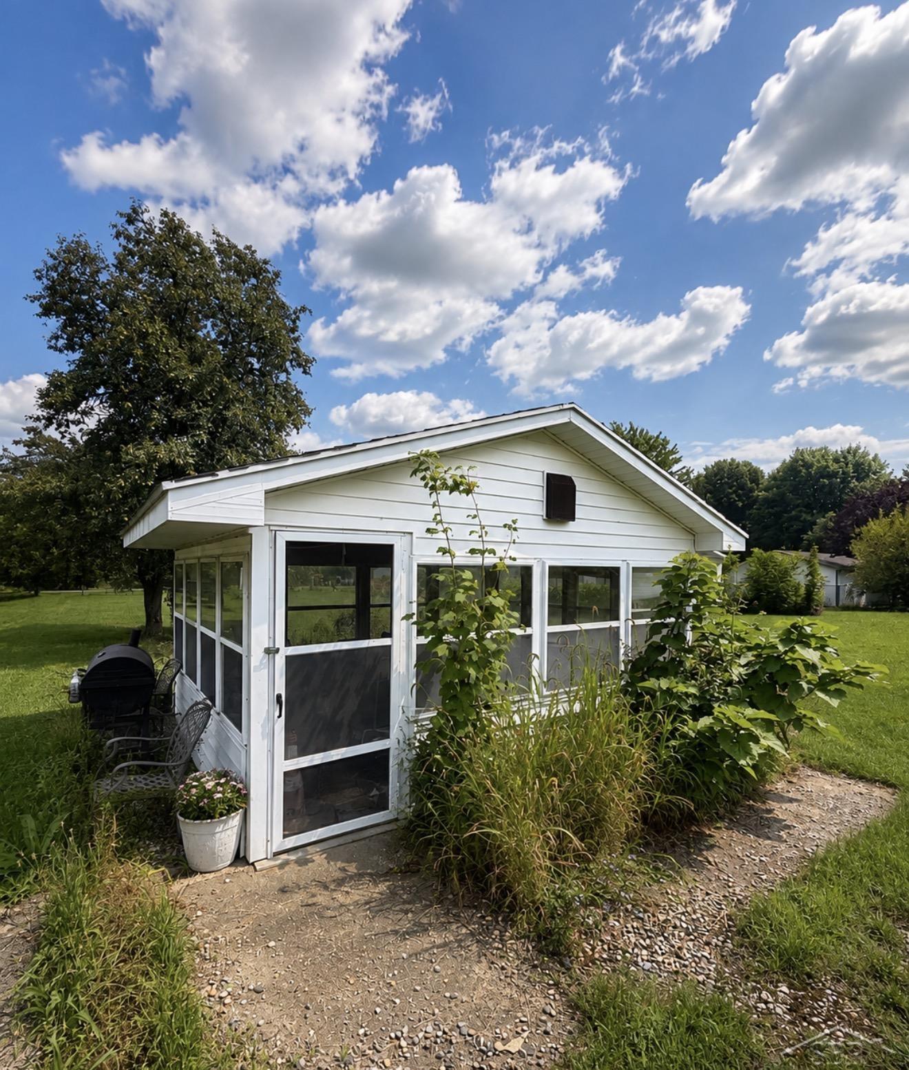 Photo 2 of Single family home for sale at 115 Perrin St, Woodstock Township Lenawee, MI 49233 | MLS# 61050219931 | Listing updated on 2026-09-30