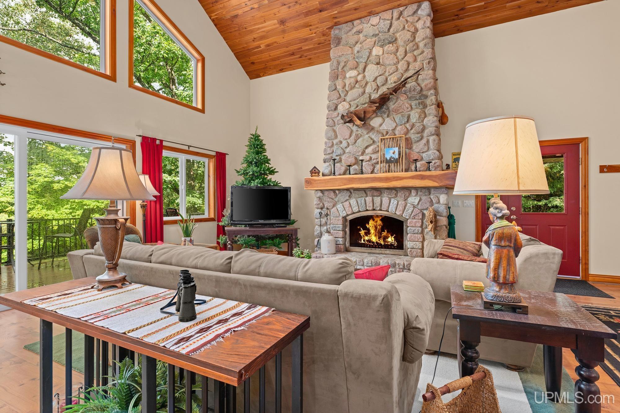 3rd image of 6322 Paint Pond River Rd, Florence T Wi, WI 54121 | MLS# 50219944