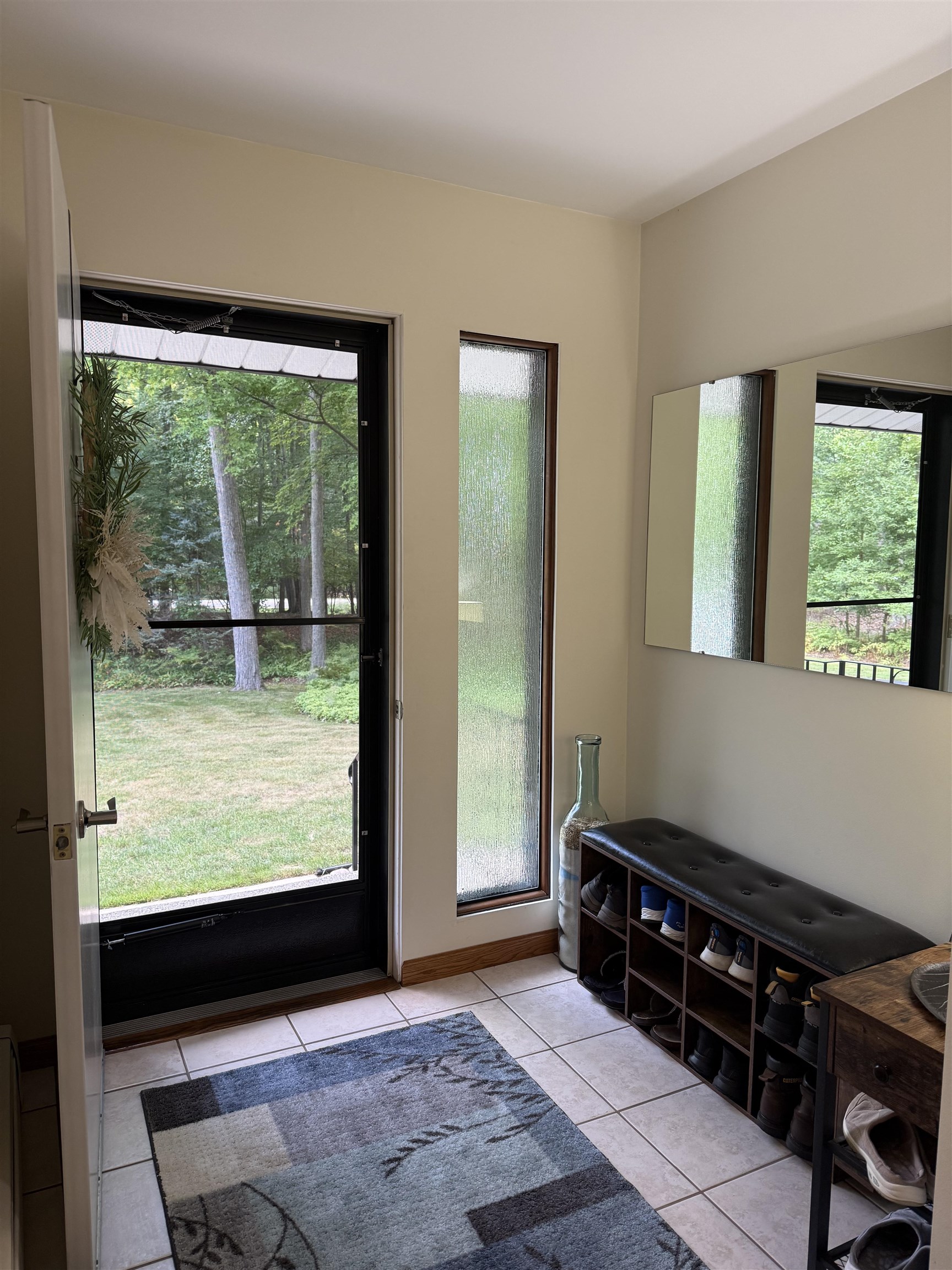 4th image of 3952 E Kens Ln, Midland, MI 48642 | MLS# 50219947
