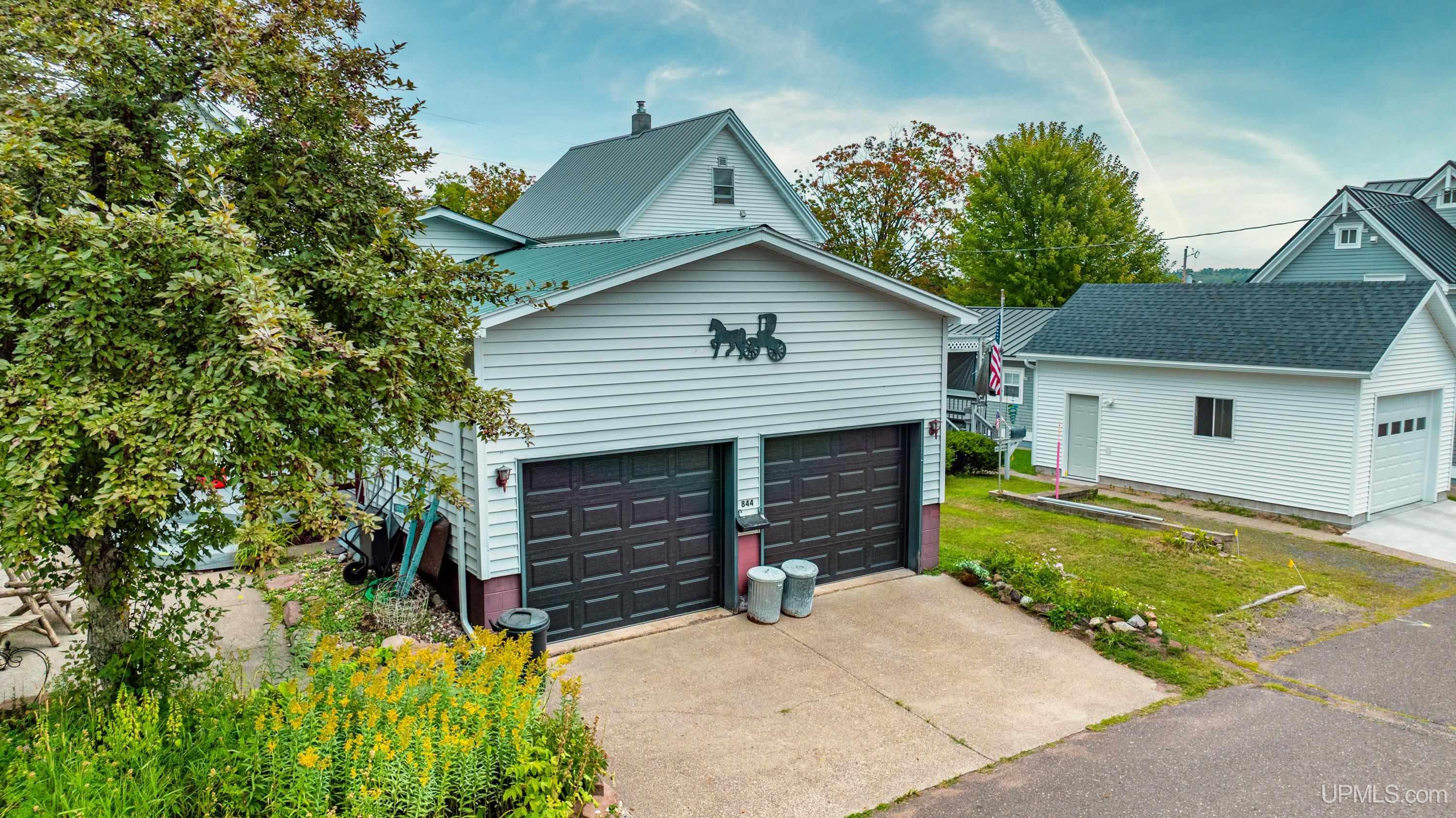 4th image of 844 Eighth St, Lake Linden, MI 49945 | MLS# 50219956