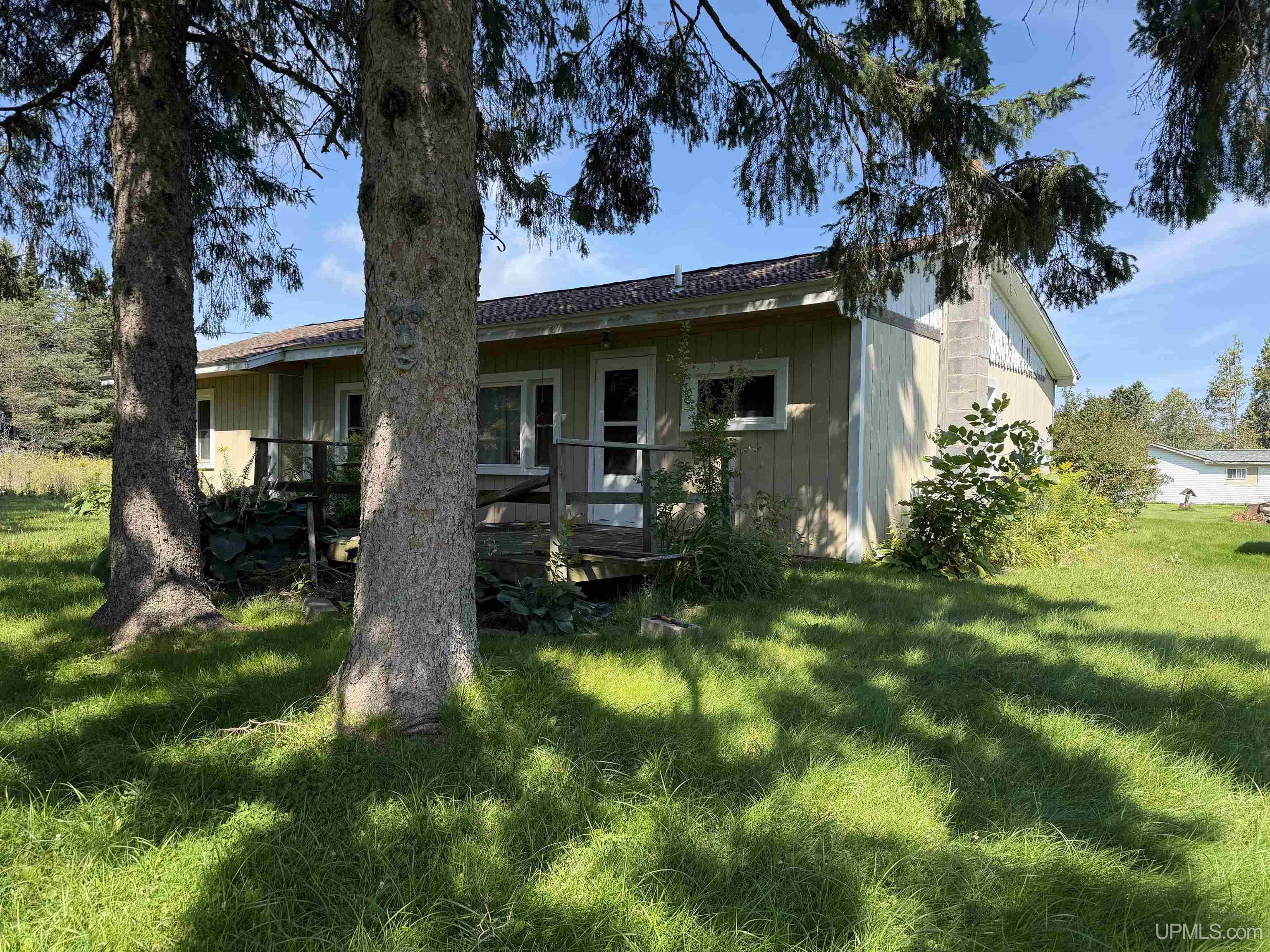 2nd image of 89152 W Cedar Rd, Manistique, MI 49854 | MLS# 50219957