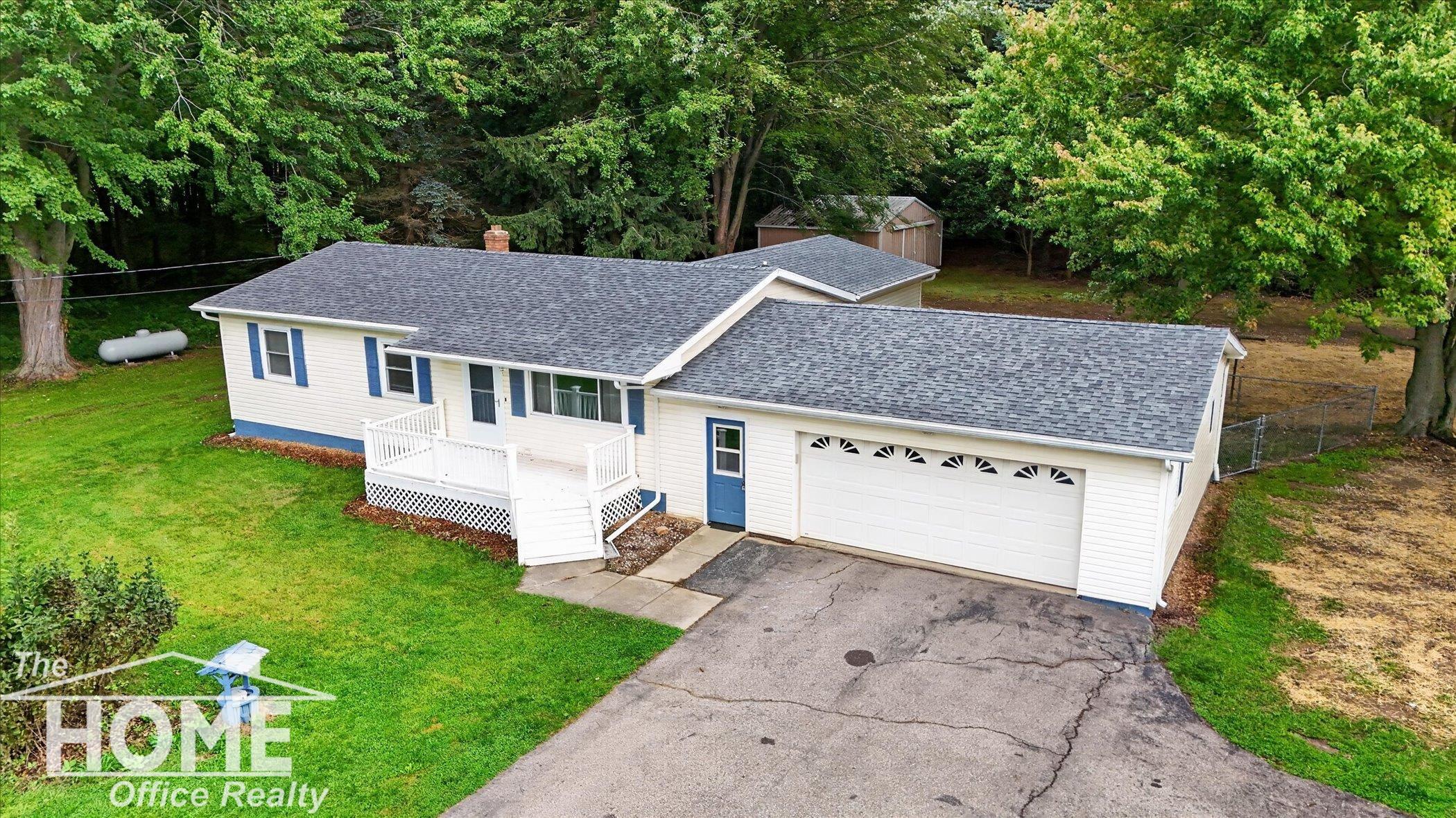 Photo 2 of Single family home for sale at 2711 E Hibbard Rd, Corunna, MI 48817 | MLS# 50219960 | Listing updated on 2026-09-01