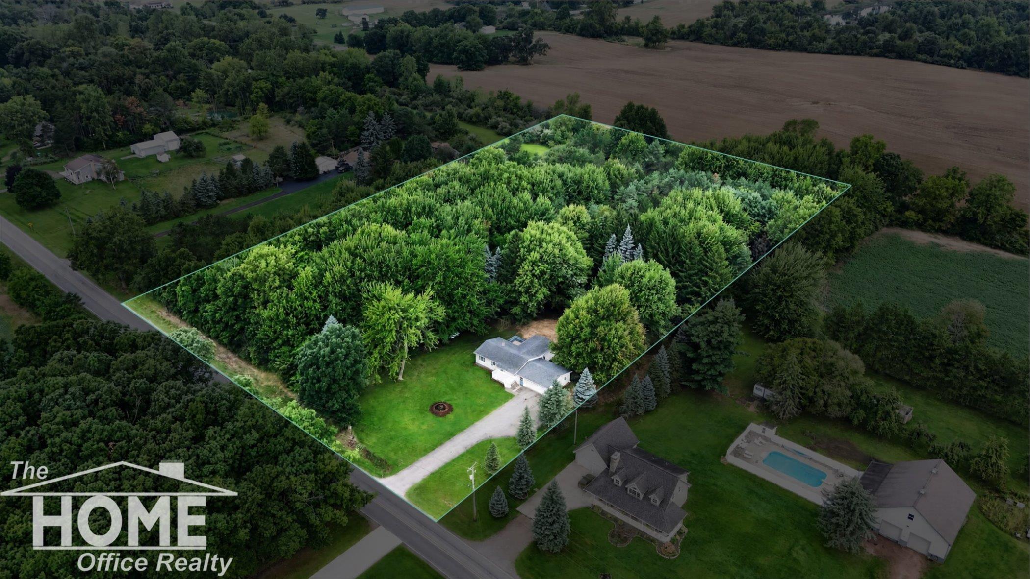 Photo 3 of Single family home for sale at 2711 E Hibbard Rd, Corunna, MI 48817 | MLS# 50219960 | Listing updated on 2026-09-01