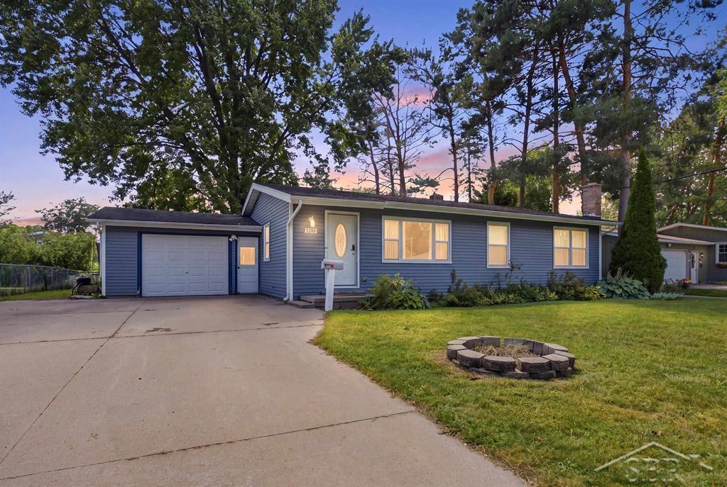 1st image of 1300 Scott St, Midland City Midland, MI 48642 | MLS# 61050219965