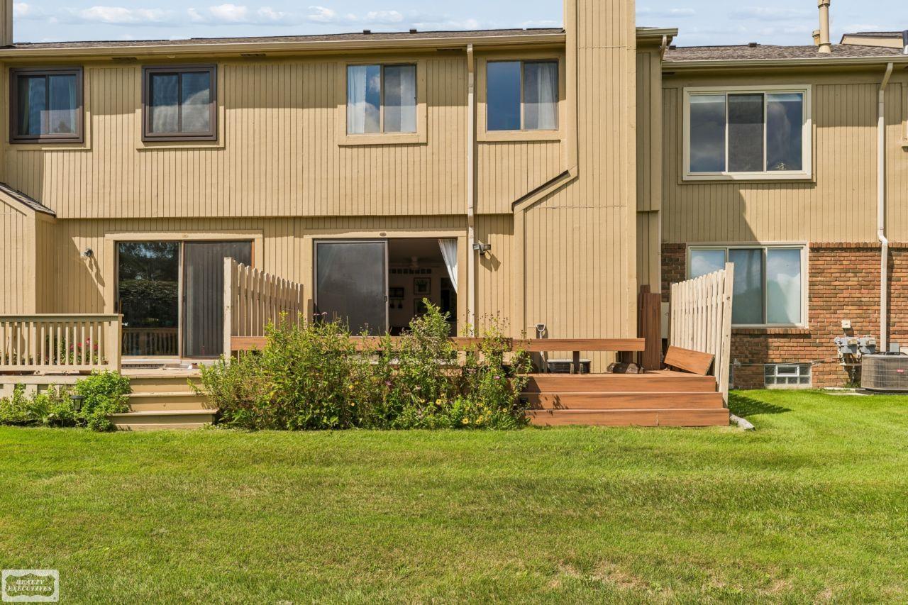 698 Tennyson CT